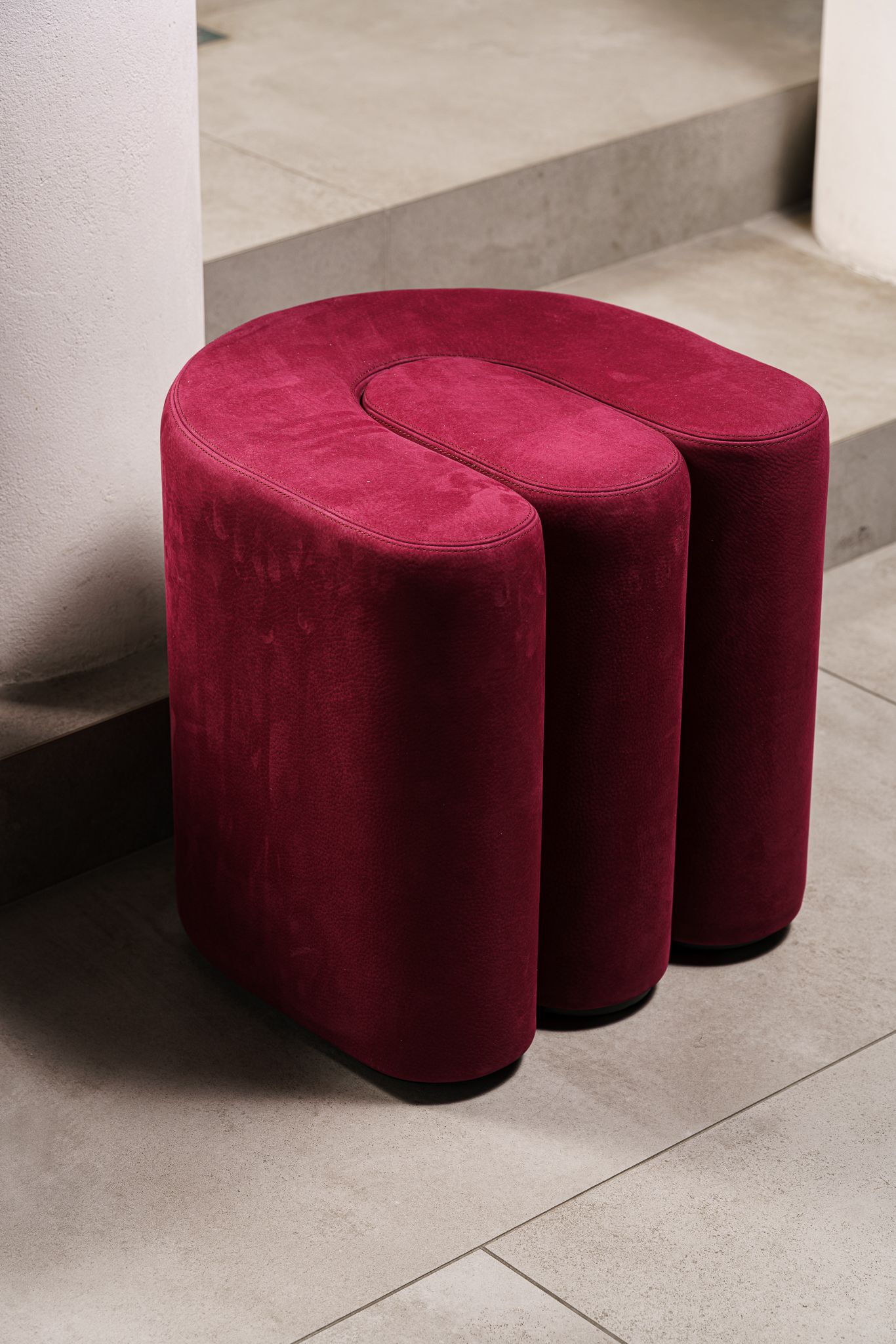 Пуф Adel Nabuck Cyclamen — Baxter, кожа, фото 3