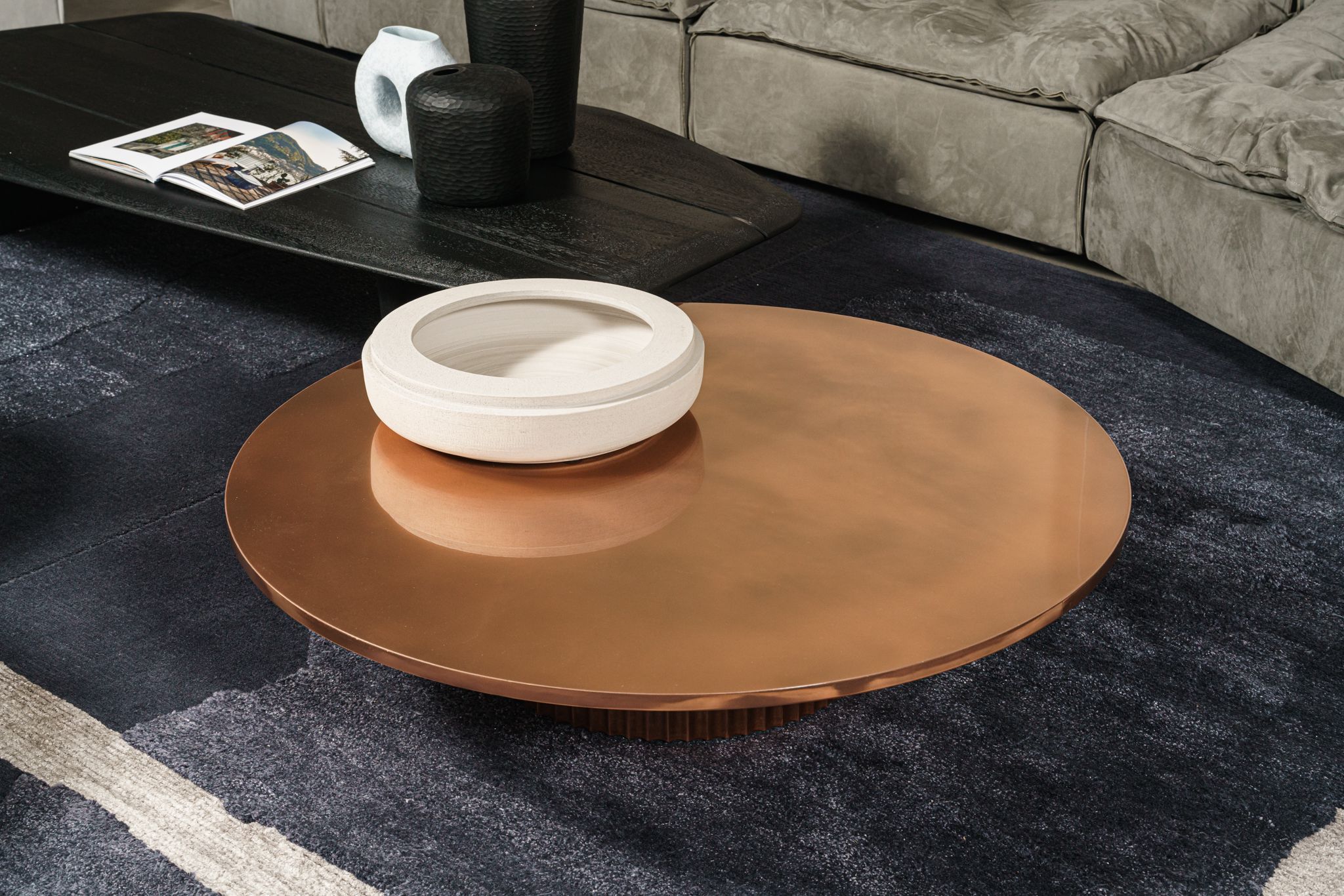 Журнальный столик Allure 110 Copper — Baxter, металл, фото 5