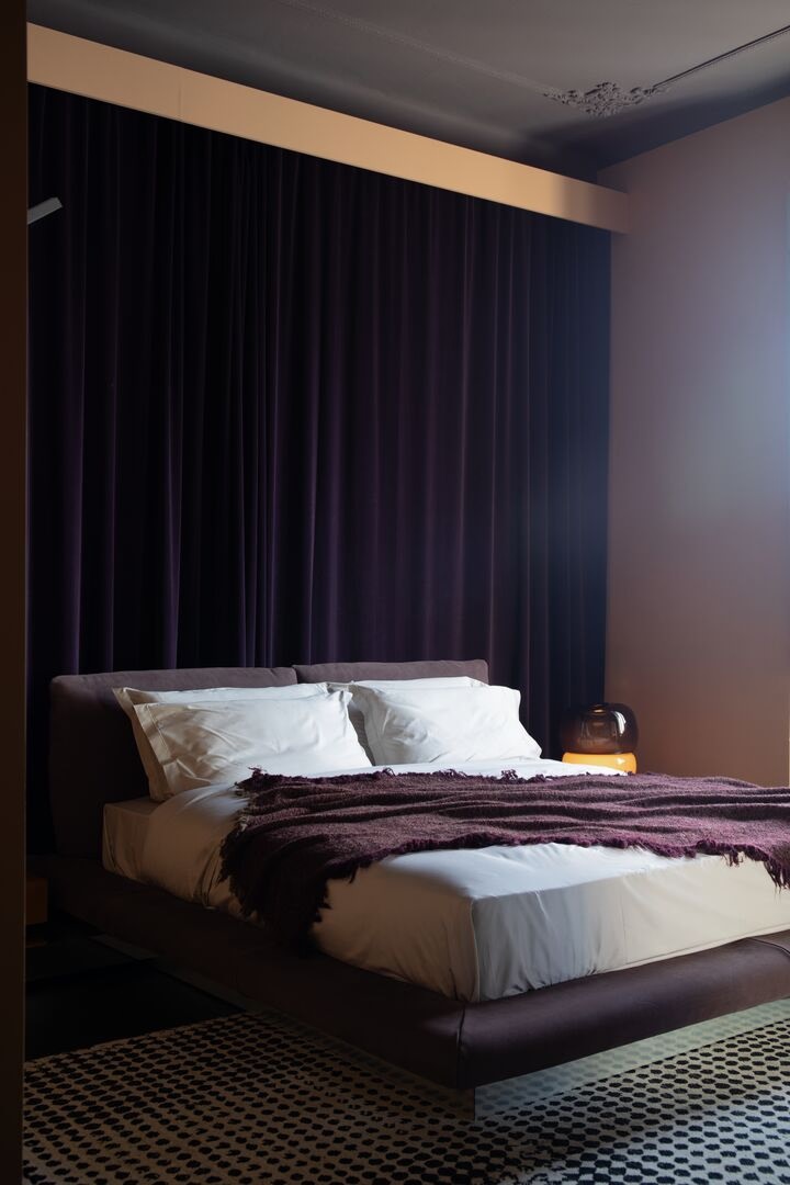 Кровать Aura Bed — Baxter, кожа, фото 4