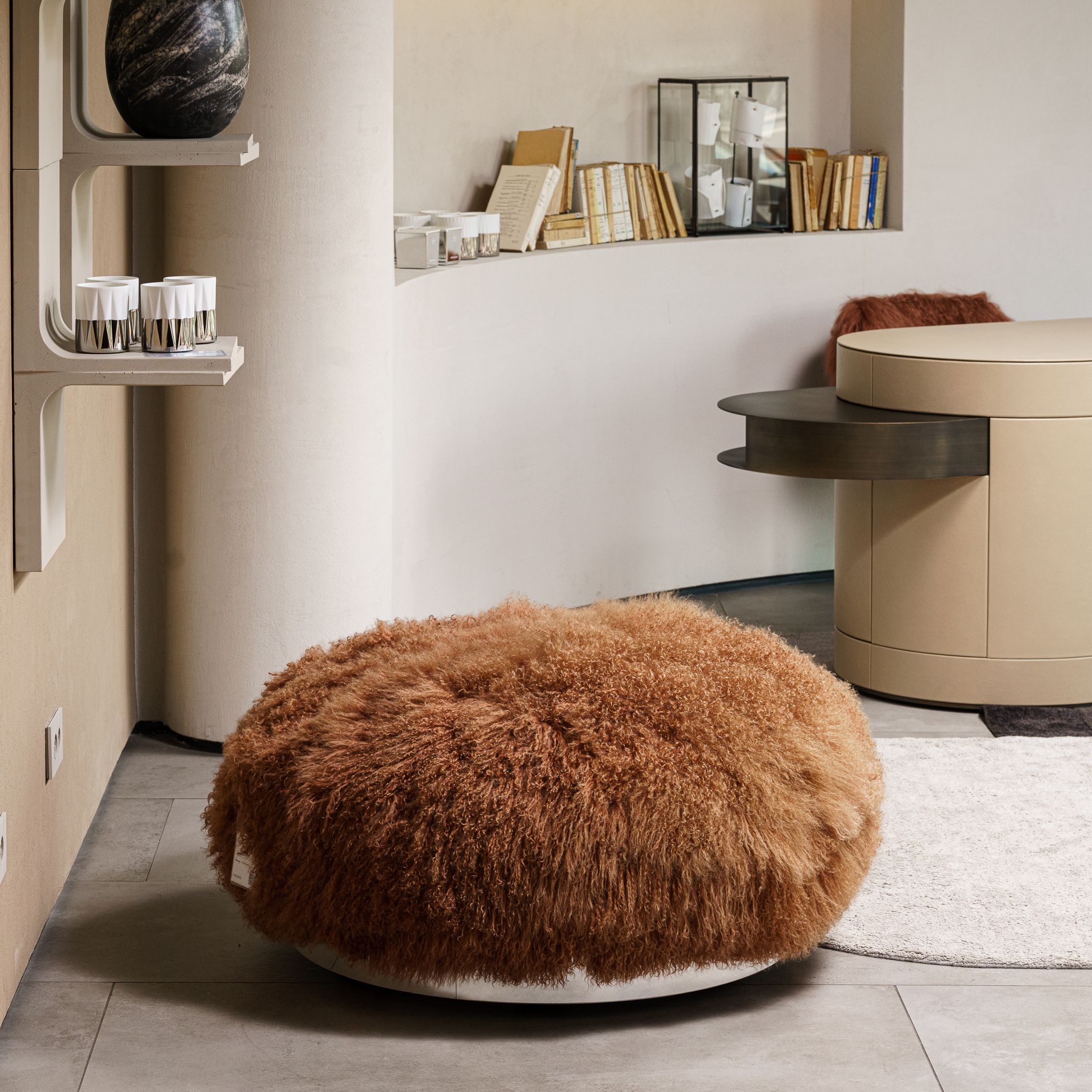 Пуф Aura Mongolia Light Brown — Baxter, кожа, фото 3