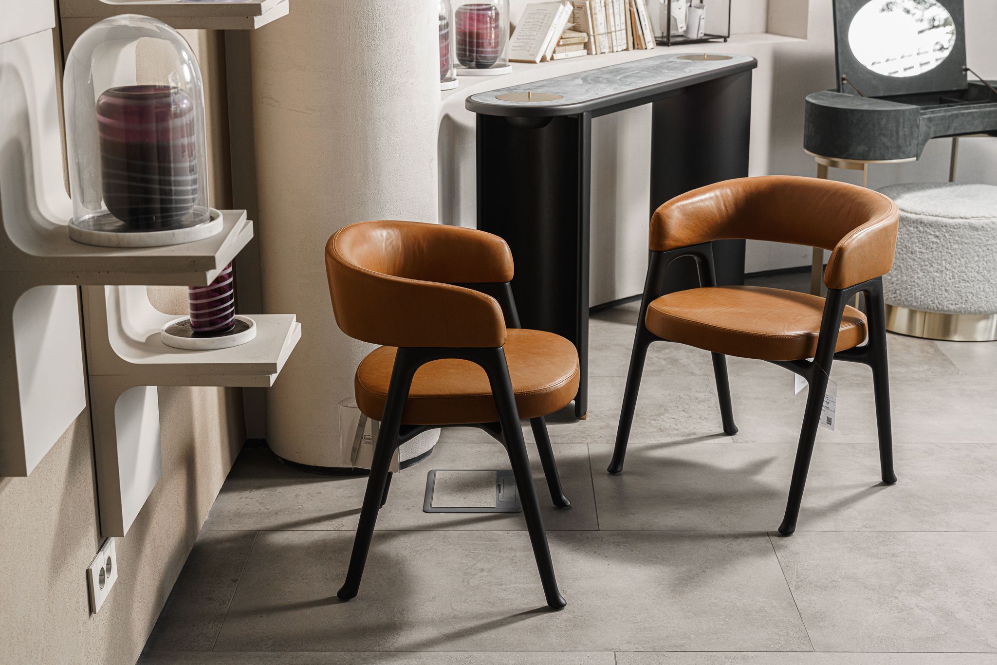 Стул Corinne Leather Cloister Natural — Baxter, дерево, фото 2