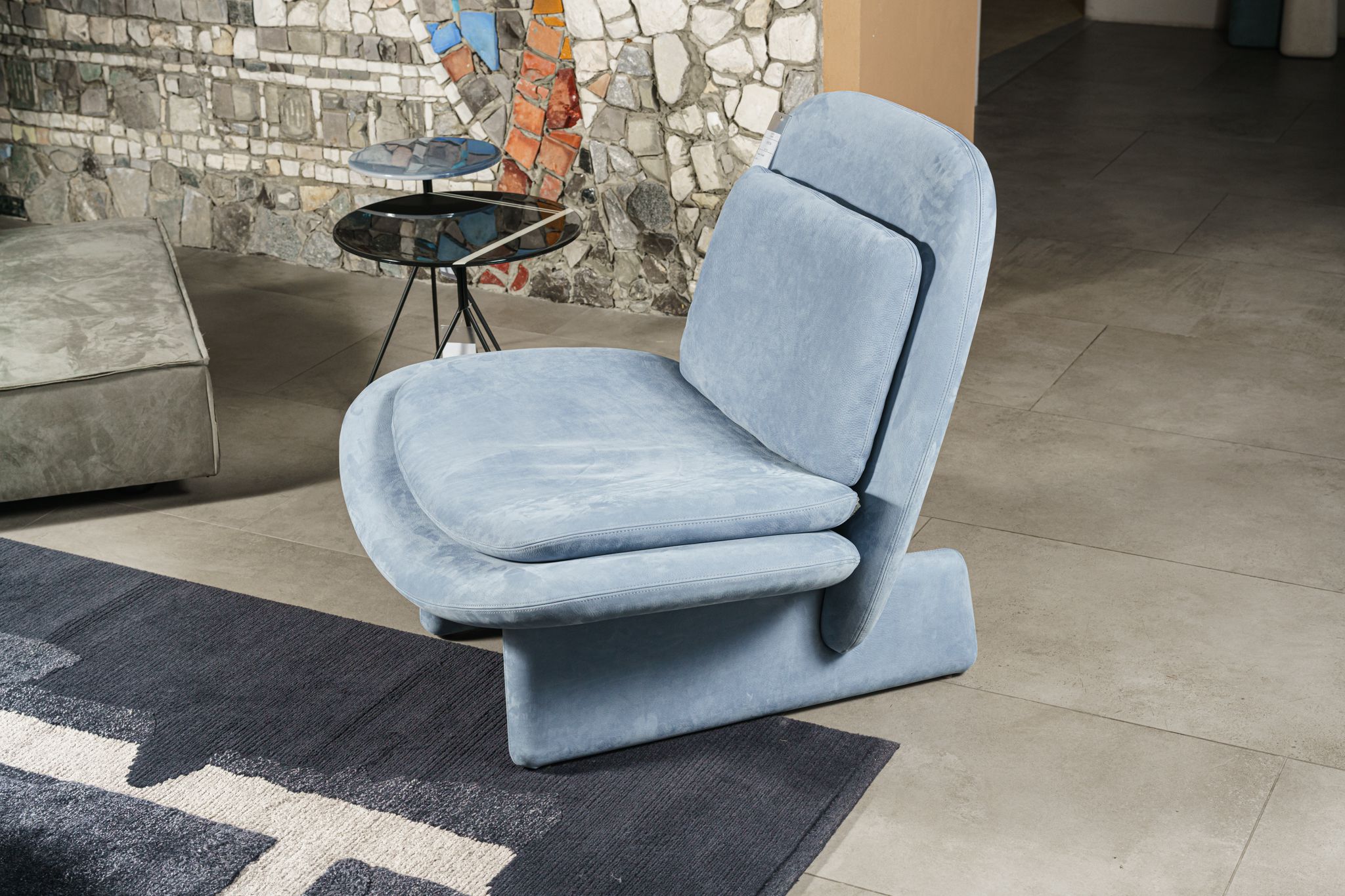 Каркас и наполнение: дерево, пенополиуретан. Современный дизайн Кресло Elli Light Blue — Baxter, дерево, фото 6