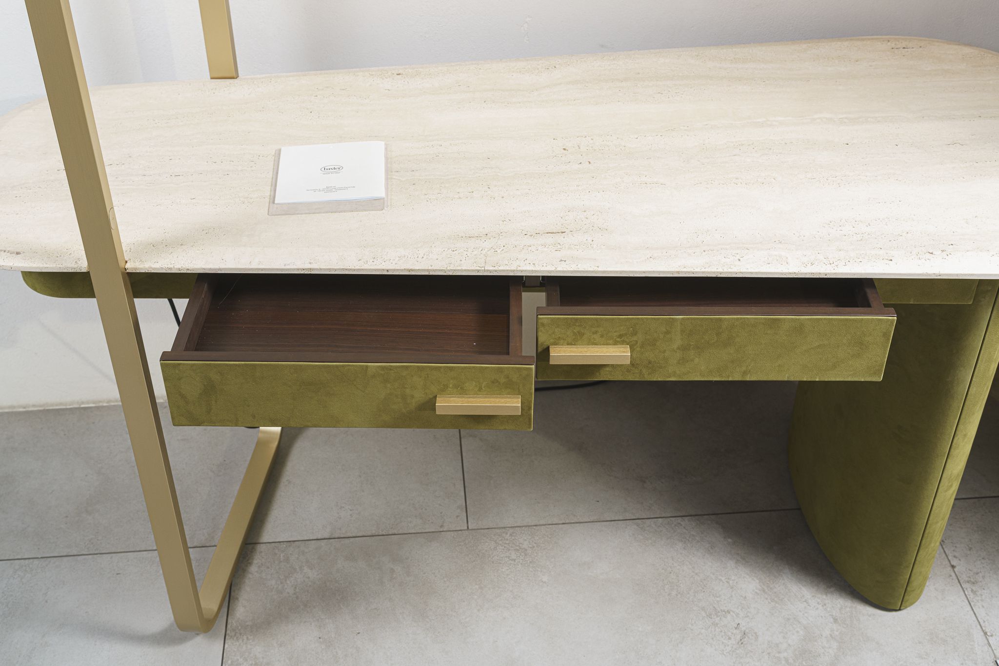 Современный дизайн Письменный стол Ellipse Kashmir Olive — Baxter, кожа, фото 5