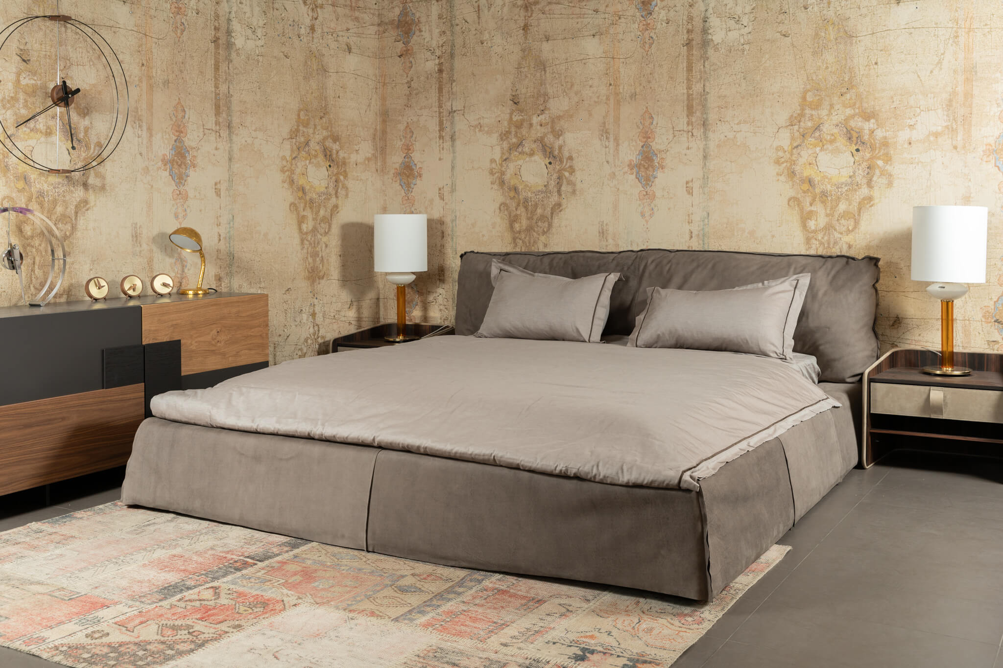Кровать Paris Slim Kashmir Miel — Baxter, нубук, фото 4
