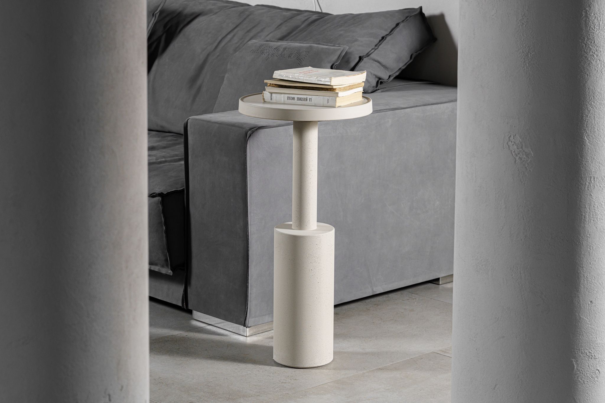 Журнальный столик Pilar 35 Concrete Sand / Anthracite Concrete — Baxter, дерево, фото 5