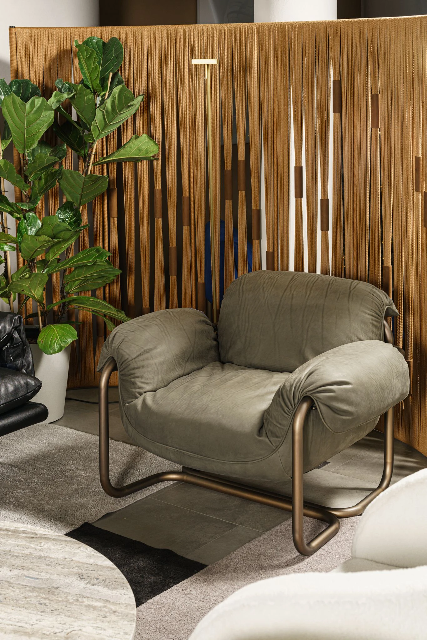 Кресло So Good Plume Mat Leather — Baxter, металл, фото 3