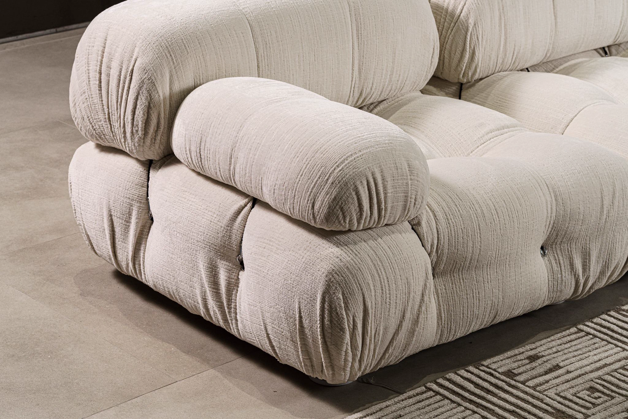 Диван Camaleonda Ivory white — B&B Italia, кожа, фото 6
