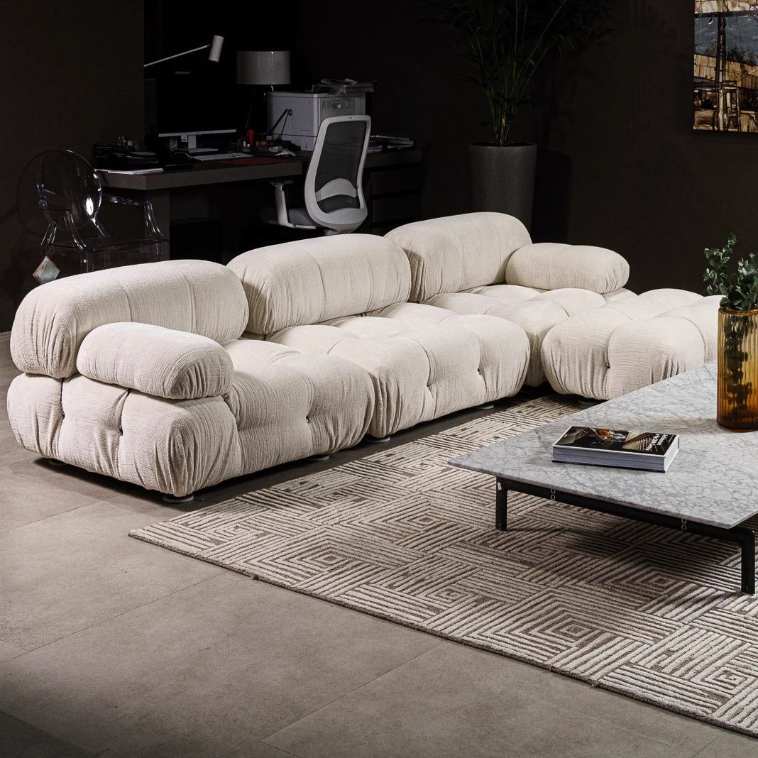Каркас и наполнение: металл. Современный дизайн Диван Camaleonda Ivory white — B&B Italia, кожа