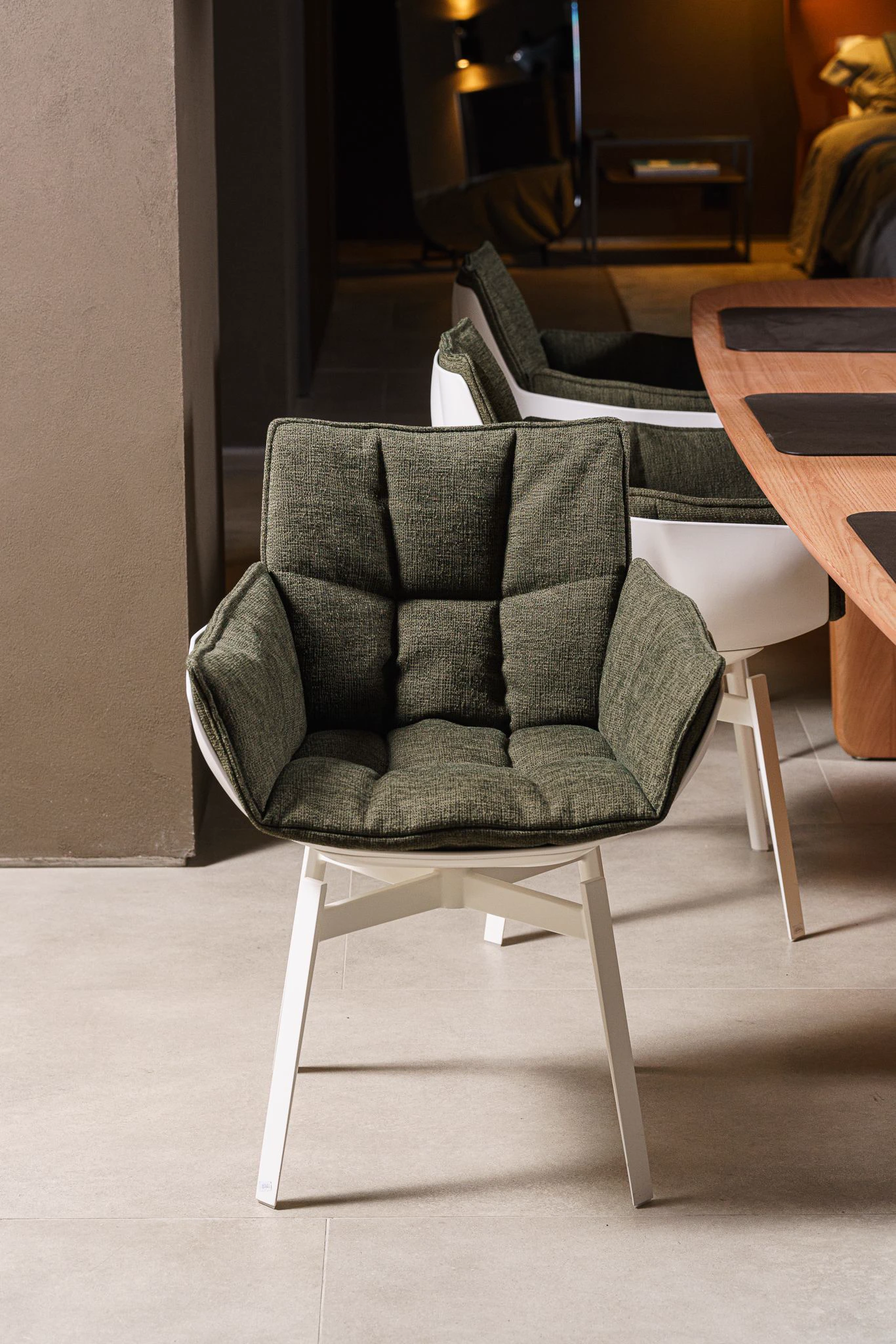 Стул Husk Verde Oliva — B&B Italia, кожа, фото 2