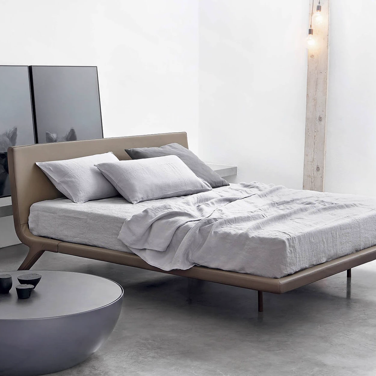 Кровать Stealth — Bonaldo, эко-кожа