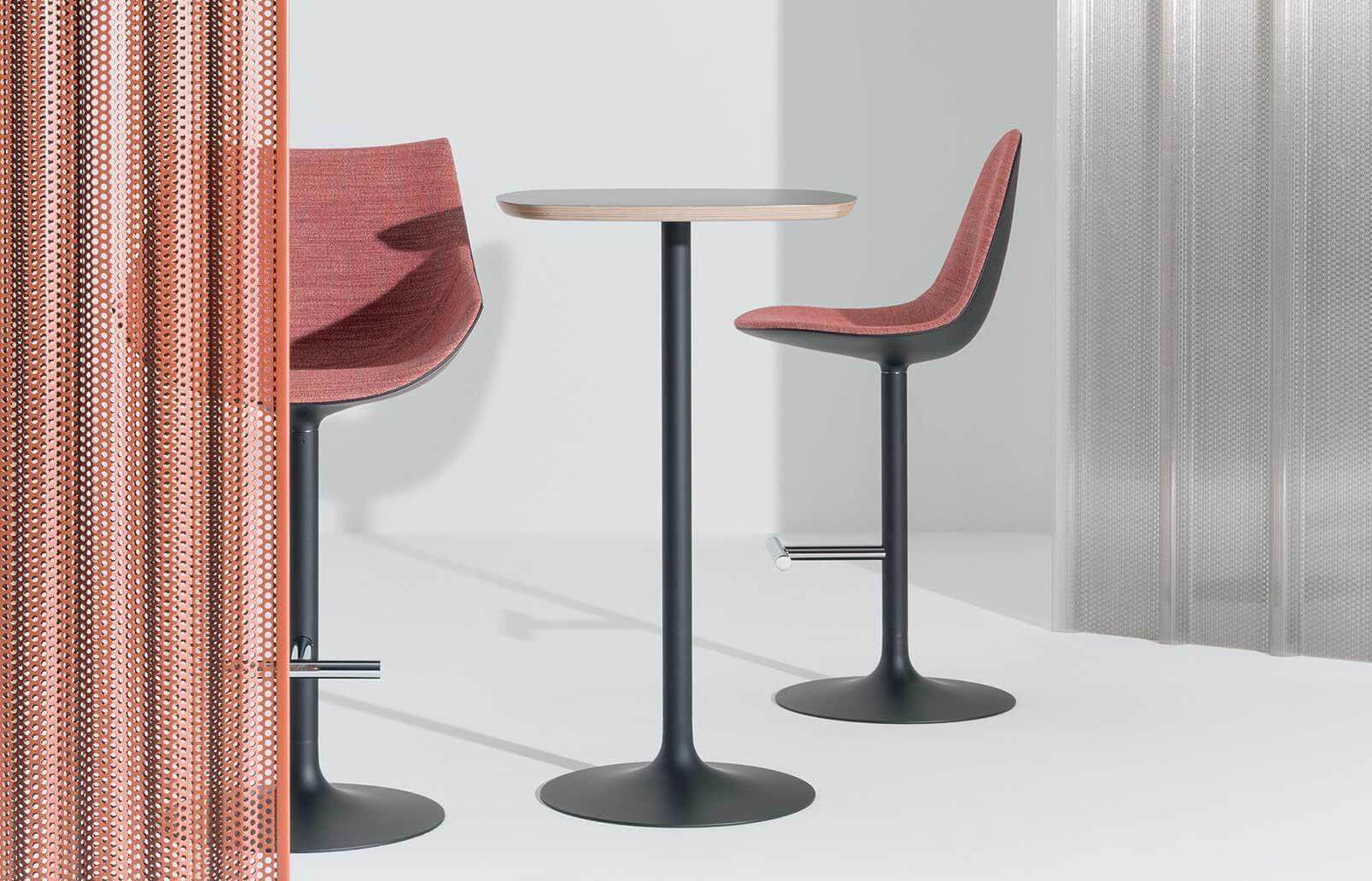 Стол 242 Passion — Cassina, металл, фото 4
