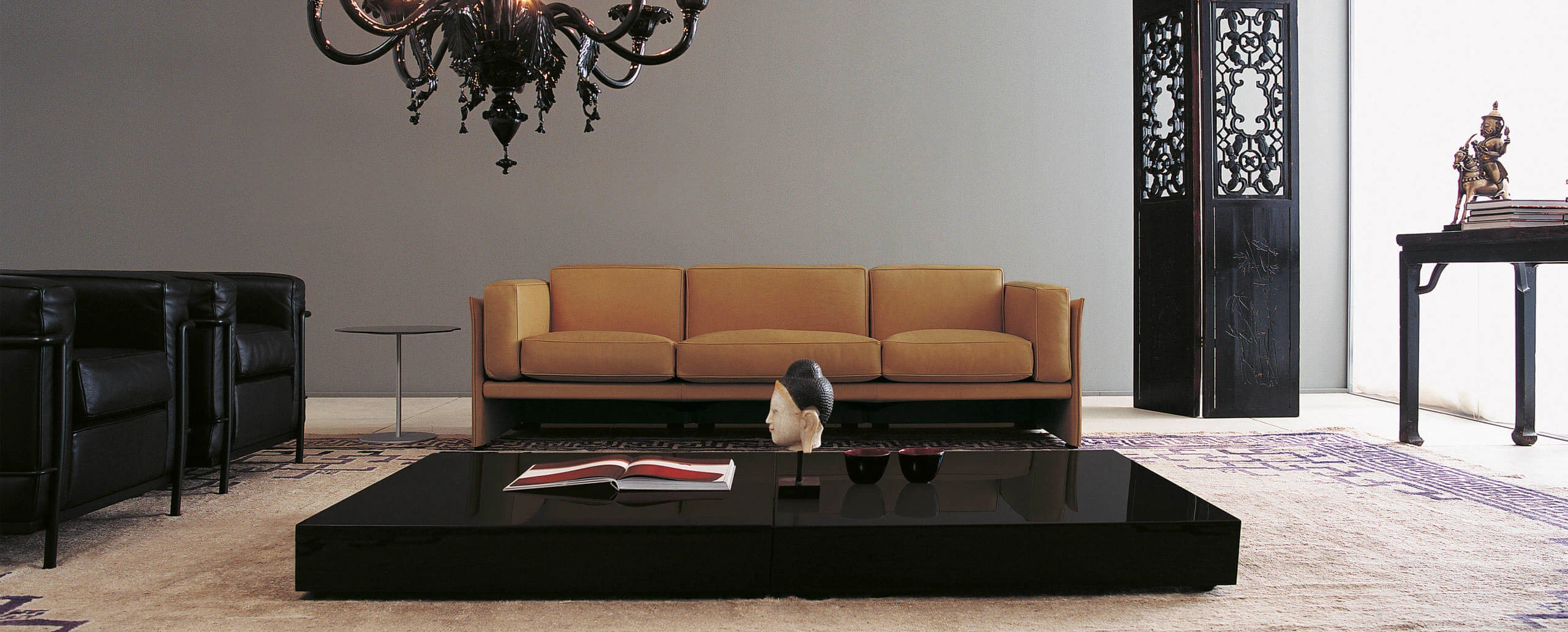 Каркас и наполнение: металл. Современный дизайн Диван 405 Duc — Cassina, кожа, фото 5