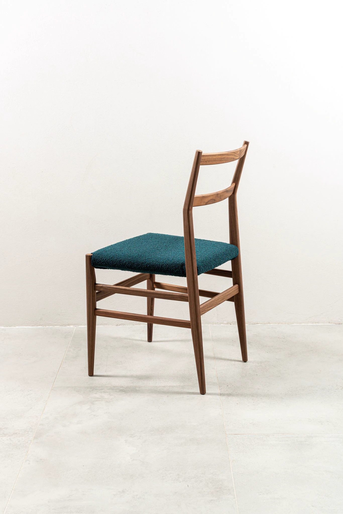 Стул без подлокотников 646 Leggera — Cassina, массив дерева, фото 4