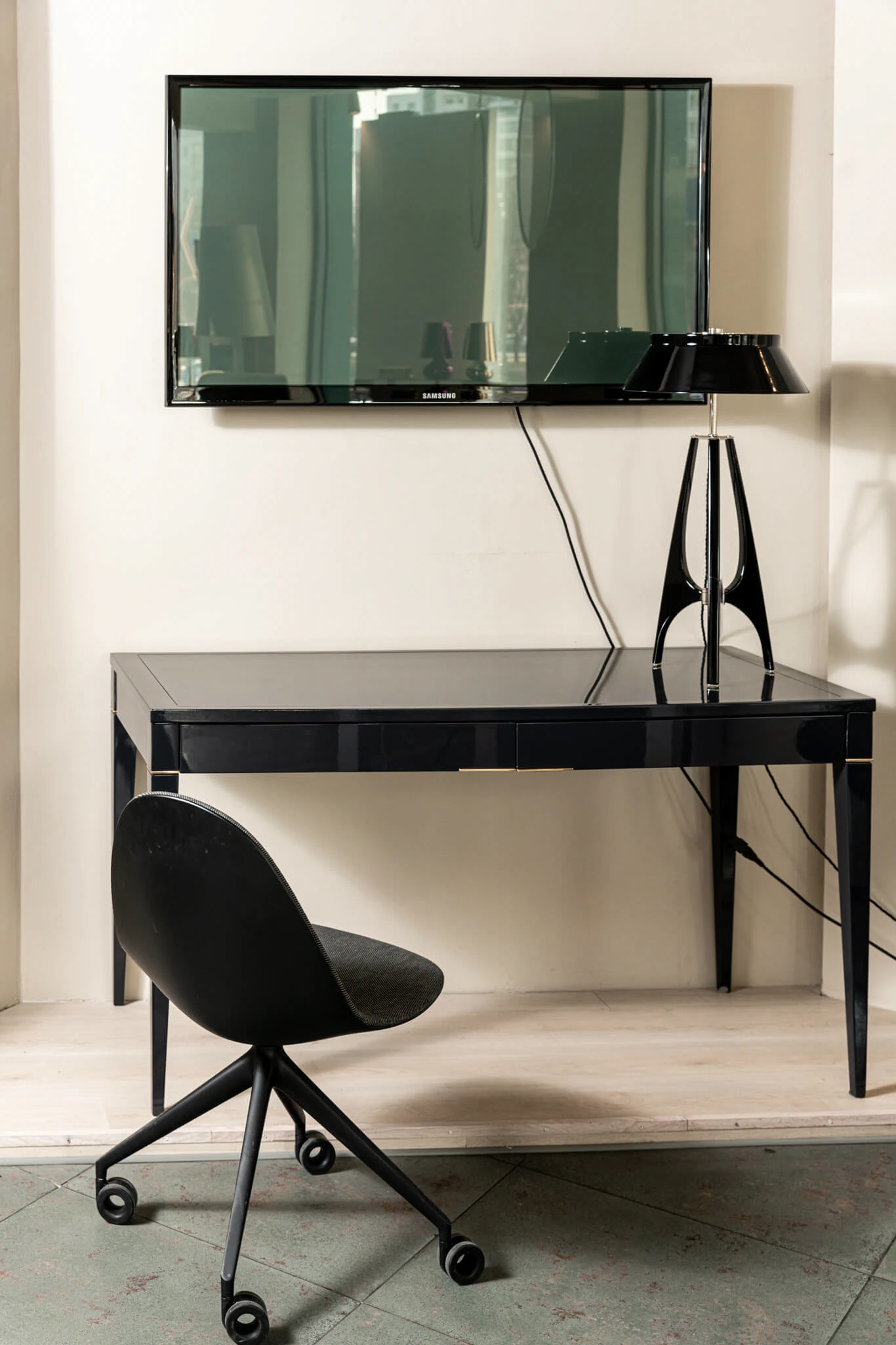 Стул Caprice 245 — Cassina, текстиль, фото 2