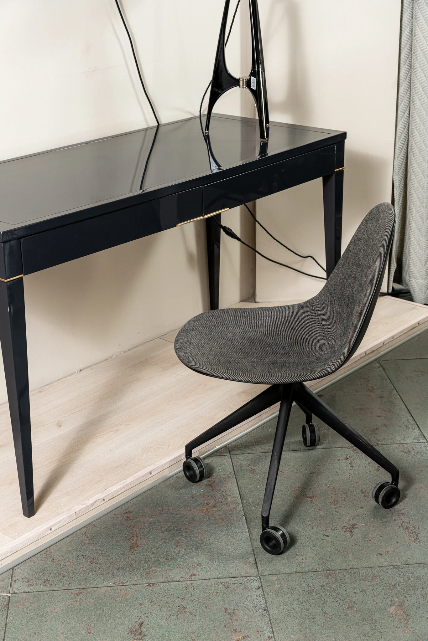 Стул Caprice 245 — Cassina, текстиль, фото 3