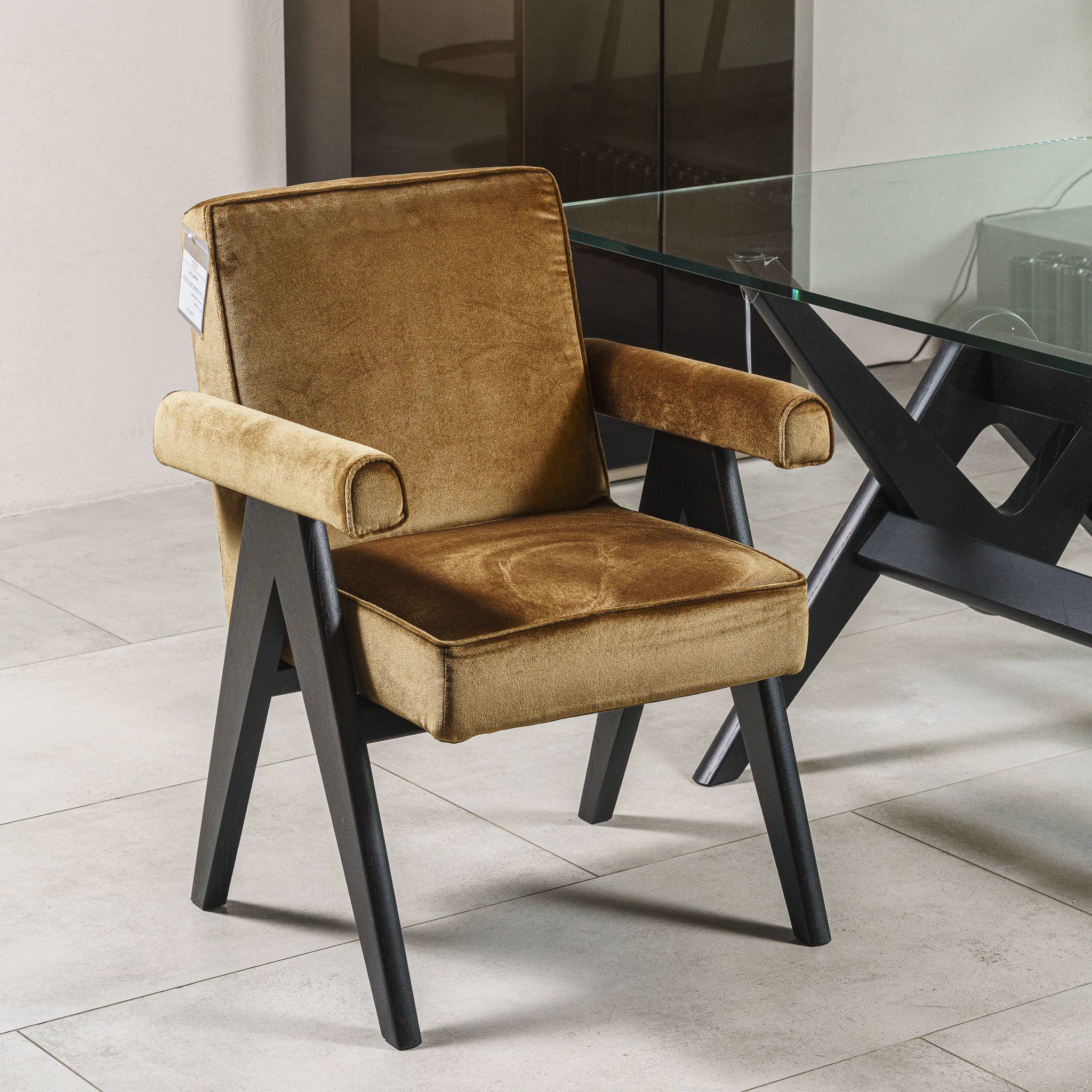 Кресло с подлокотниками Committee Osaka 010 Canella — Cassina
