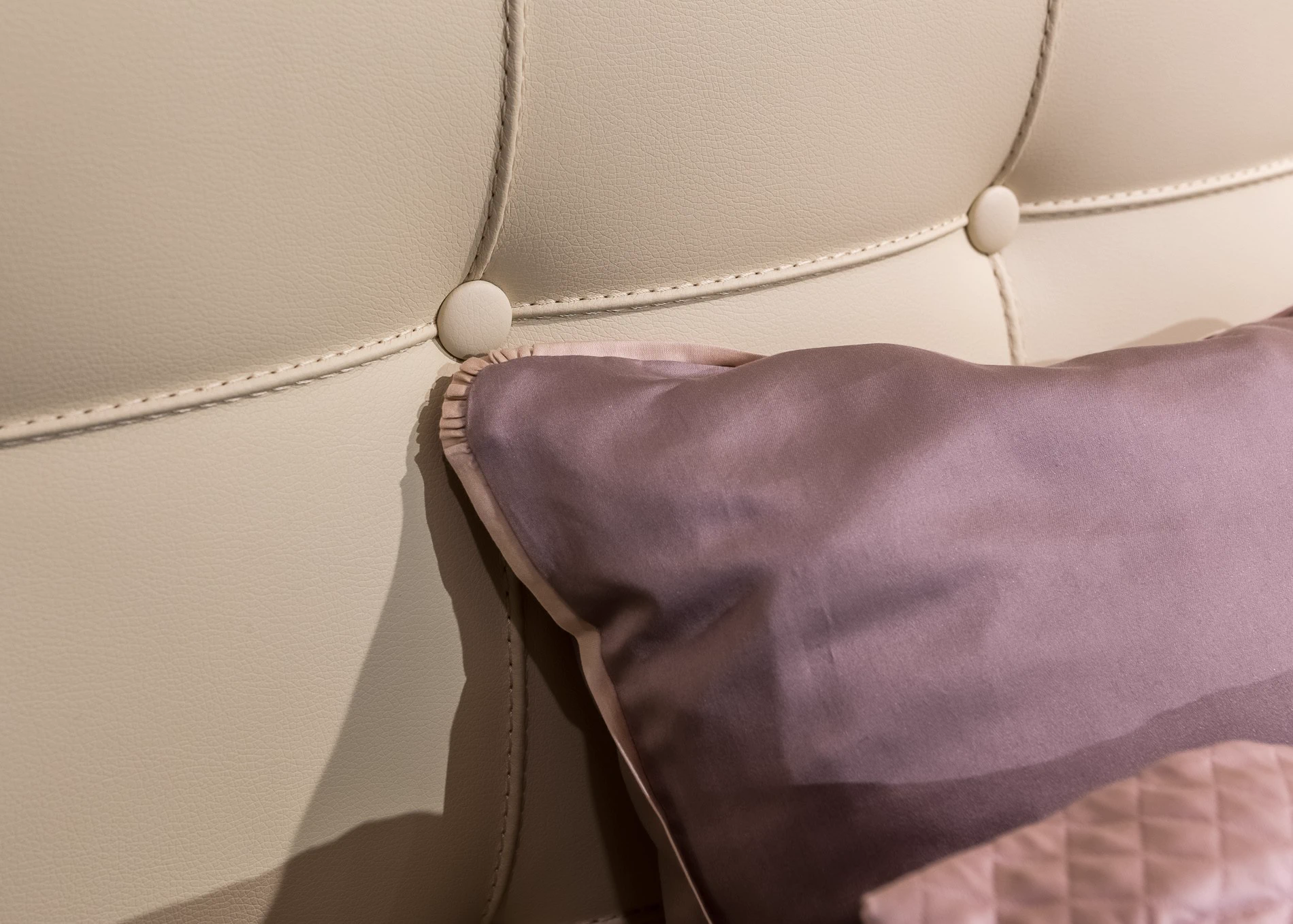 Кровать с высоким изголовьем L26/L27 Volage — Cassina, фото 5