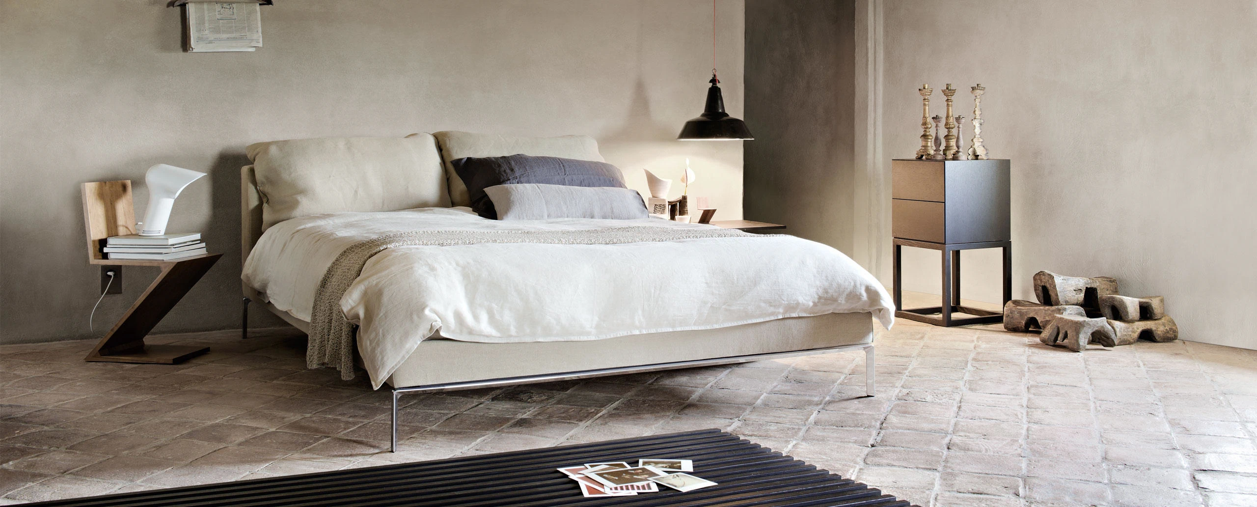 Кровать в стиле минимализм L32 Moov — Cassina, кожа, фото 2