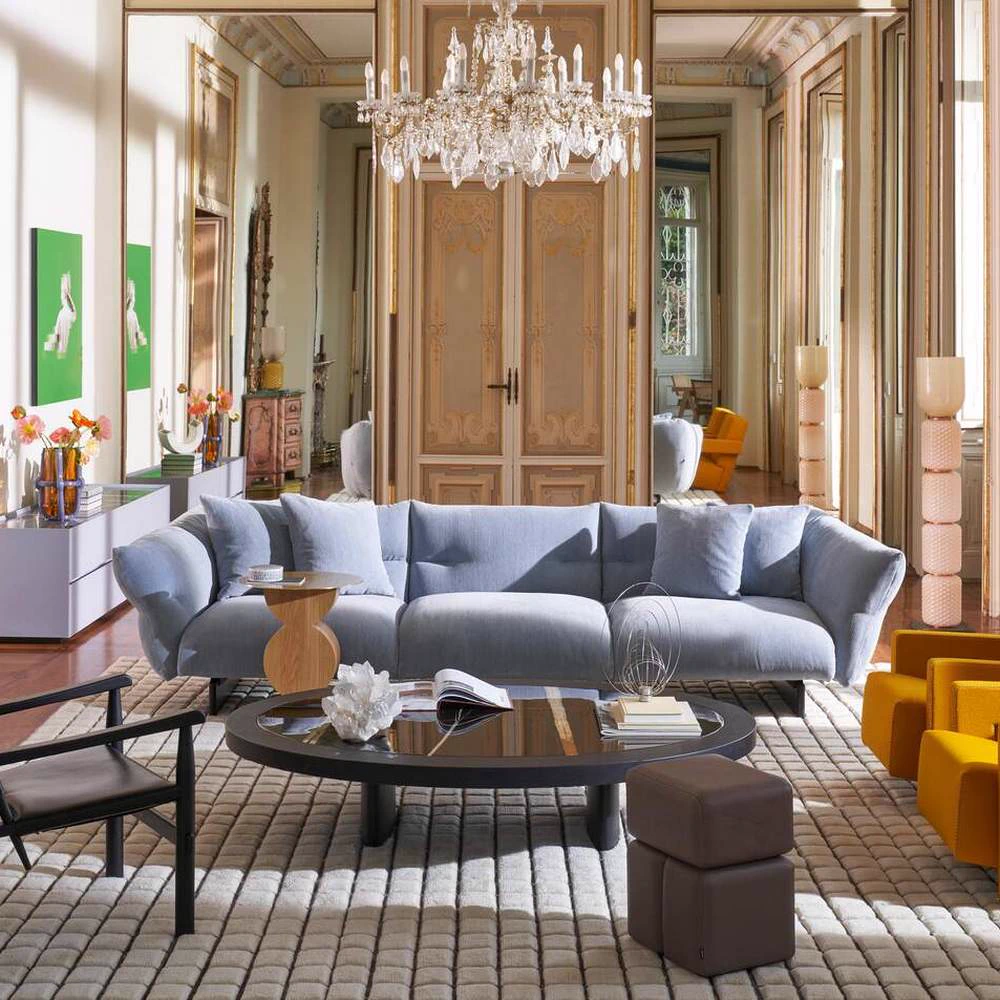 Каркас и наполнение: металл. Современный дизайн Диван Mon-Cloud — Cassina, ткань