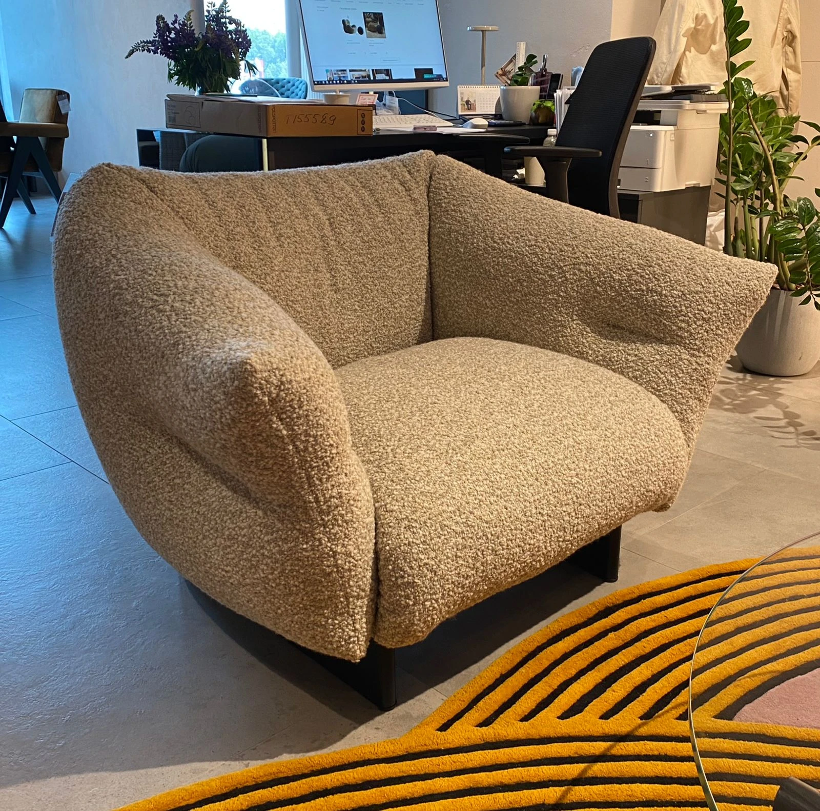 Кресло Moncloud Lookbold — Cassina, металл