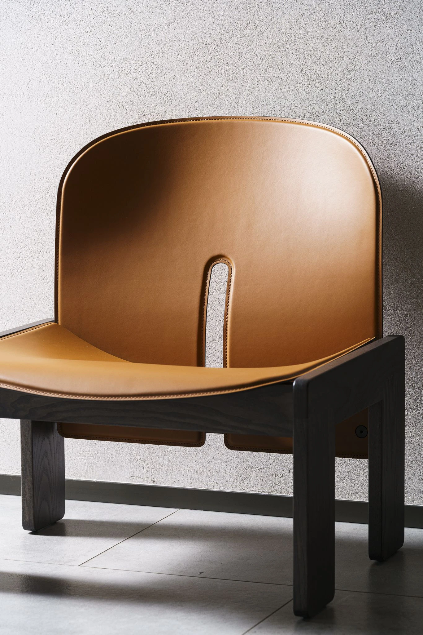 Кресло Scarpa 925 Cognac — Cassina, кожа, фото 4