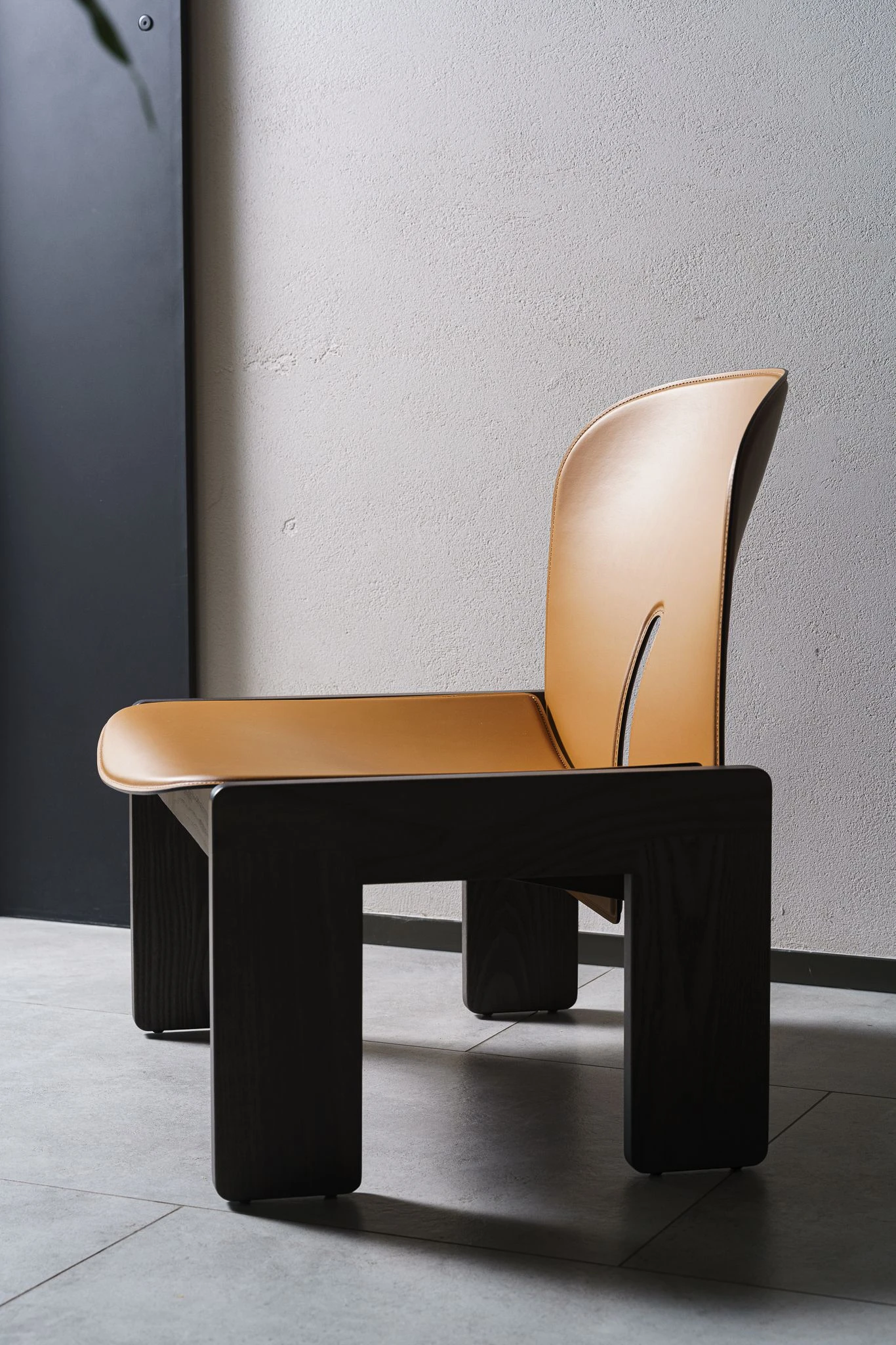 Кресло Scarpa 925 Cognac — Cassina, кожа, фото 5