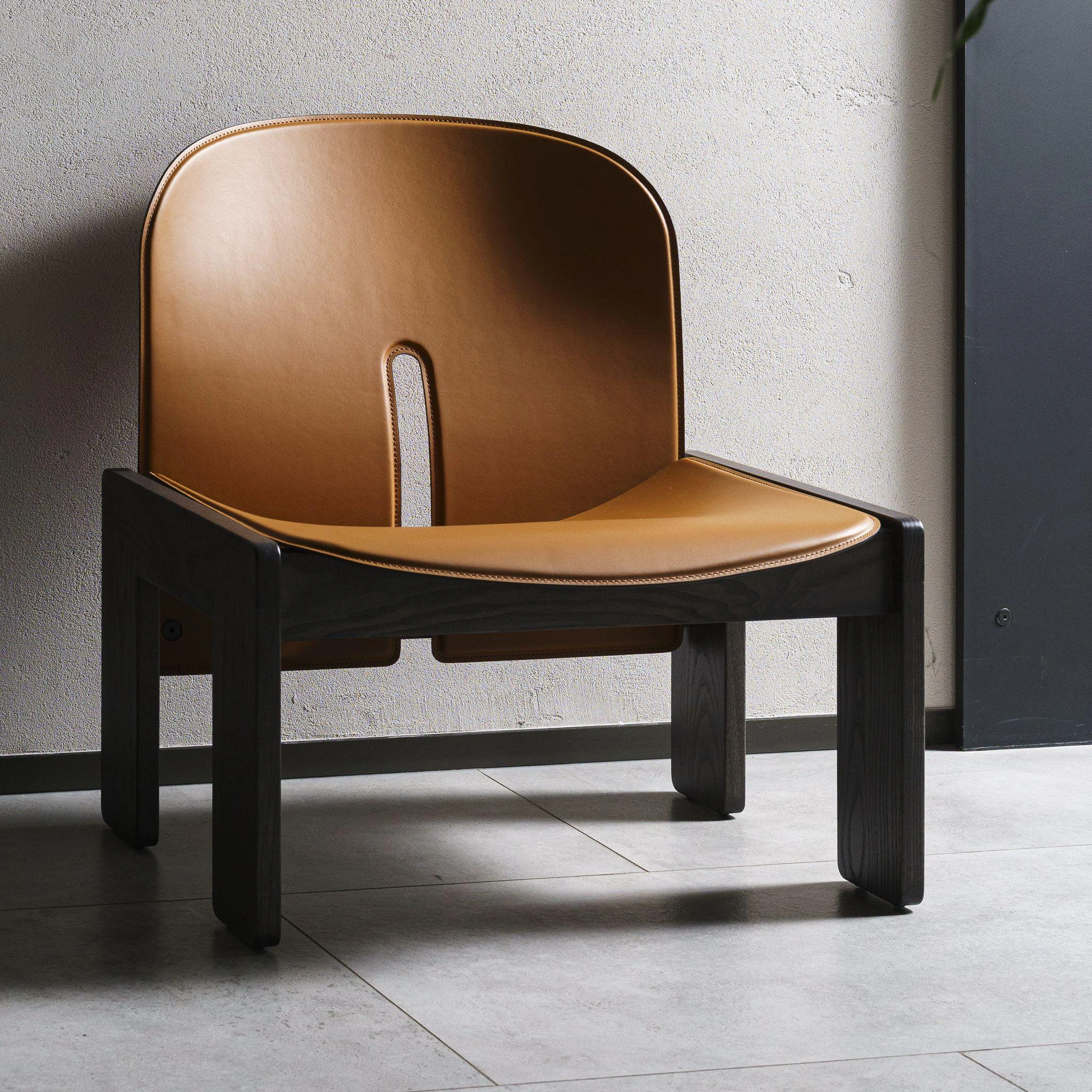 Кресло Scarpa 925 Cognac — Cassina, кожа