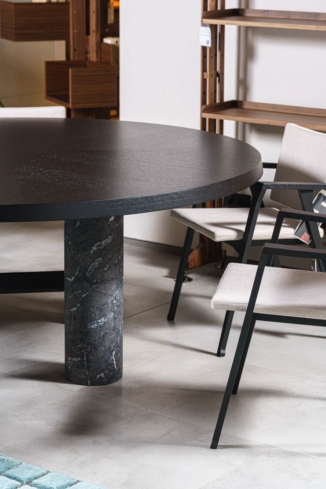 Стол Sengu Round Wood — Cassina, мрамор, фото 4