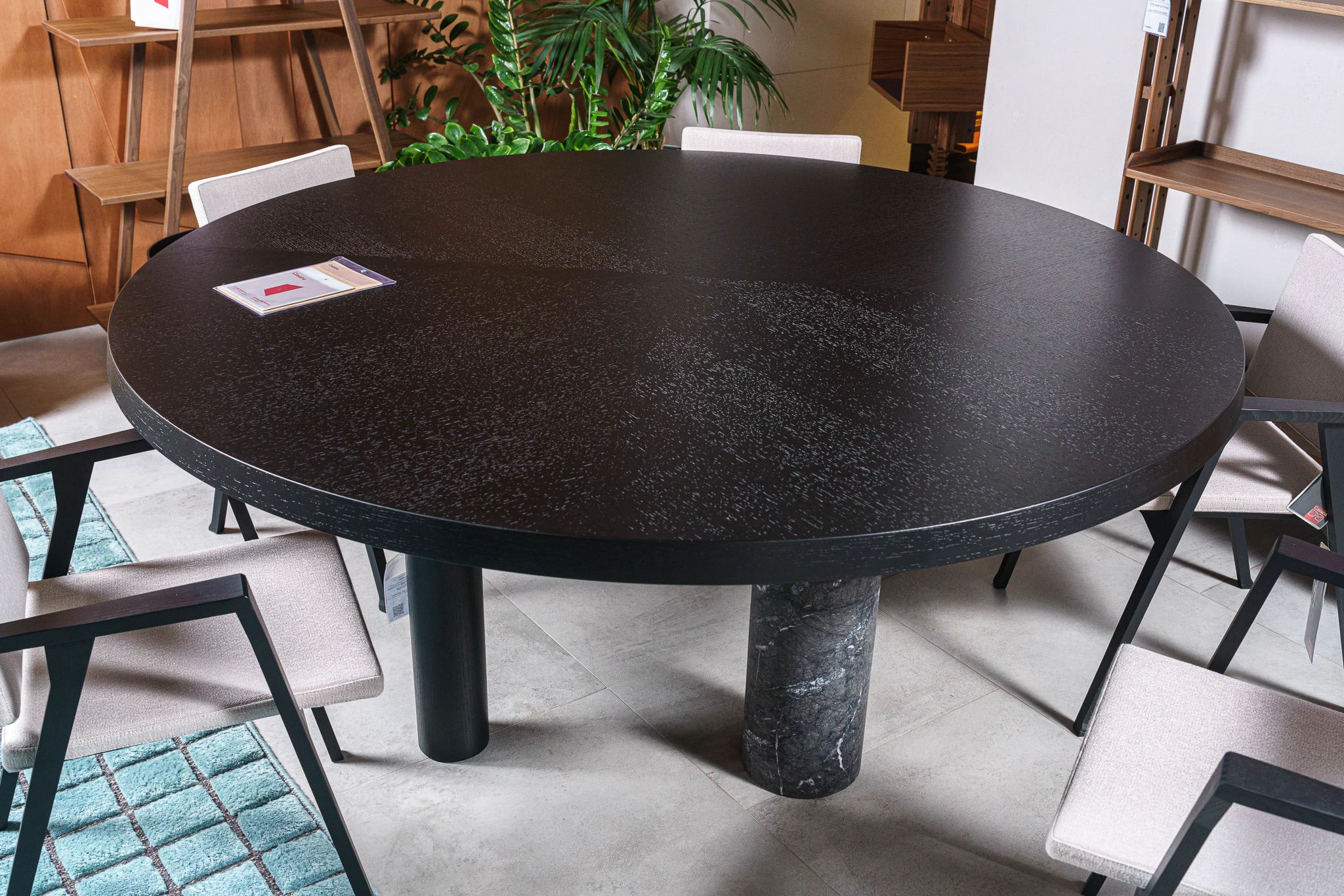 Стол Sengu Round Wood — Cassina, мрамор, фото 6