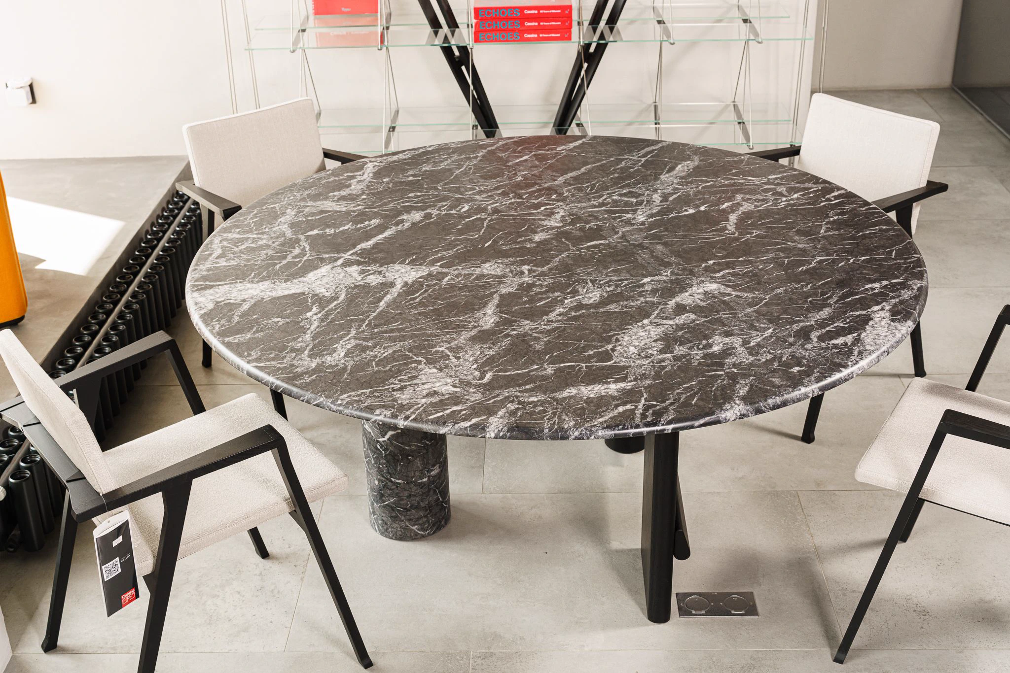 Стол Sengu Round — Cassina, мрамор, фото 3