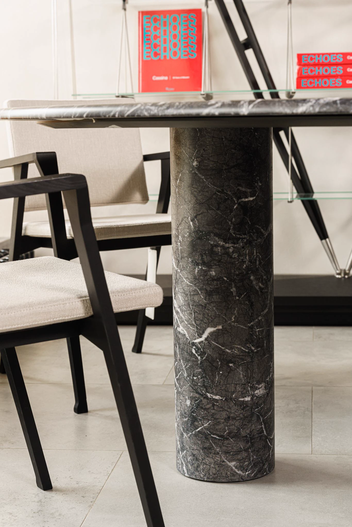 Стол Sengu Round — Cassina, мрамор, фото 5
