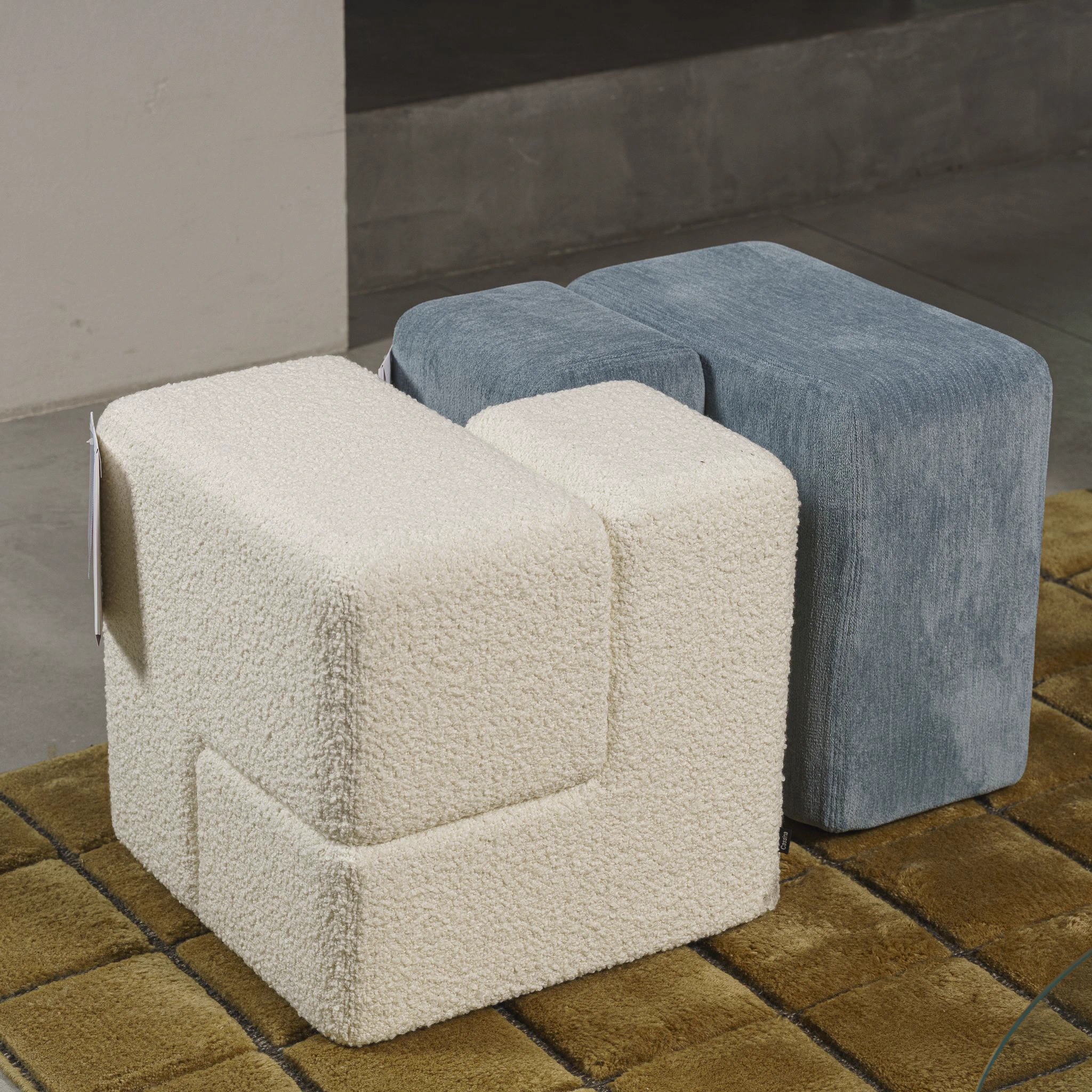 Пуф Soft Corners Bianco — Cassina, кожа