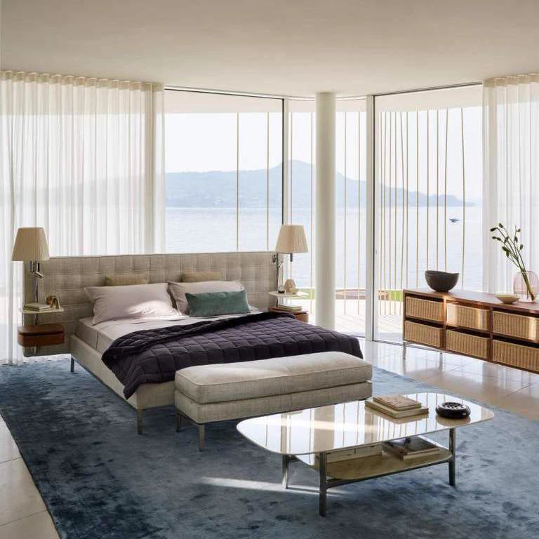 Кровать Volage EX-S — Cassina, мрамор