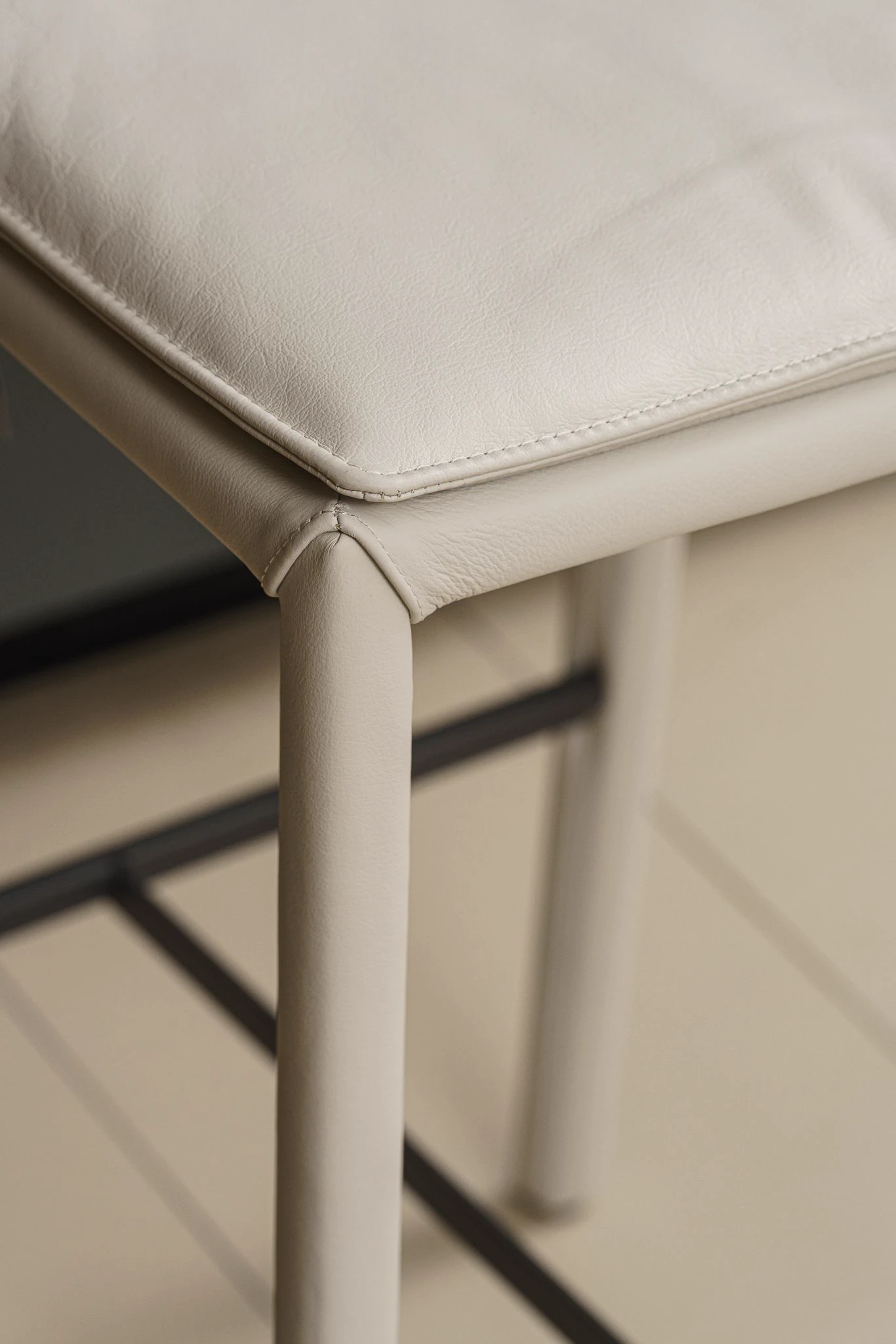 Барный стул Isabel A Pelle Dover — Cattelan Italia, кожа, фото 4