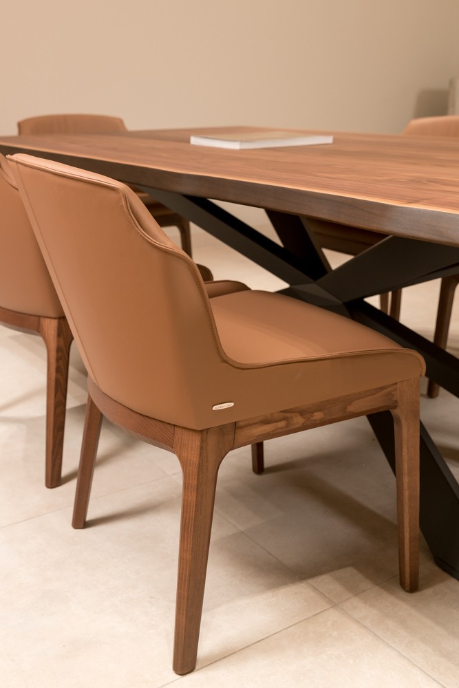 Стул Musa A — Cattelan Italia, кожа
