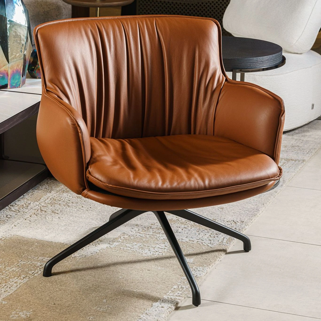 Кресло Rhonda Lounge B38 Barrique — Cattelan Italia, кожа