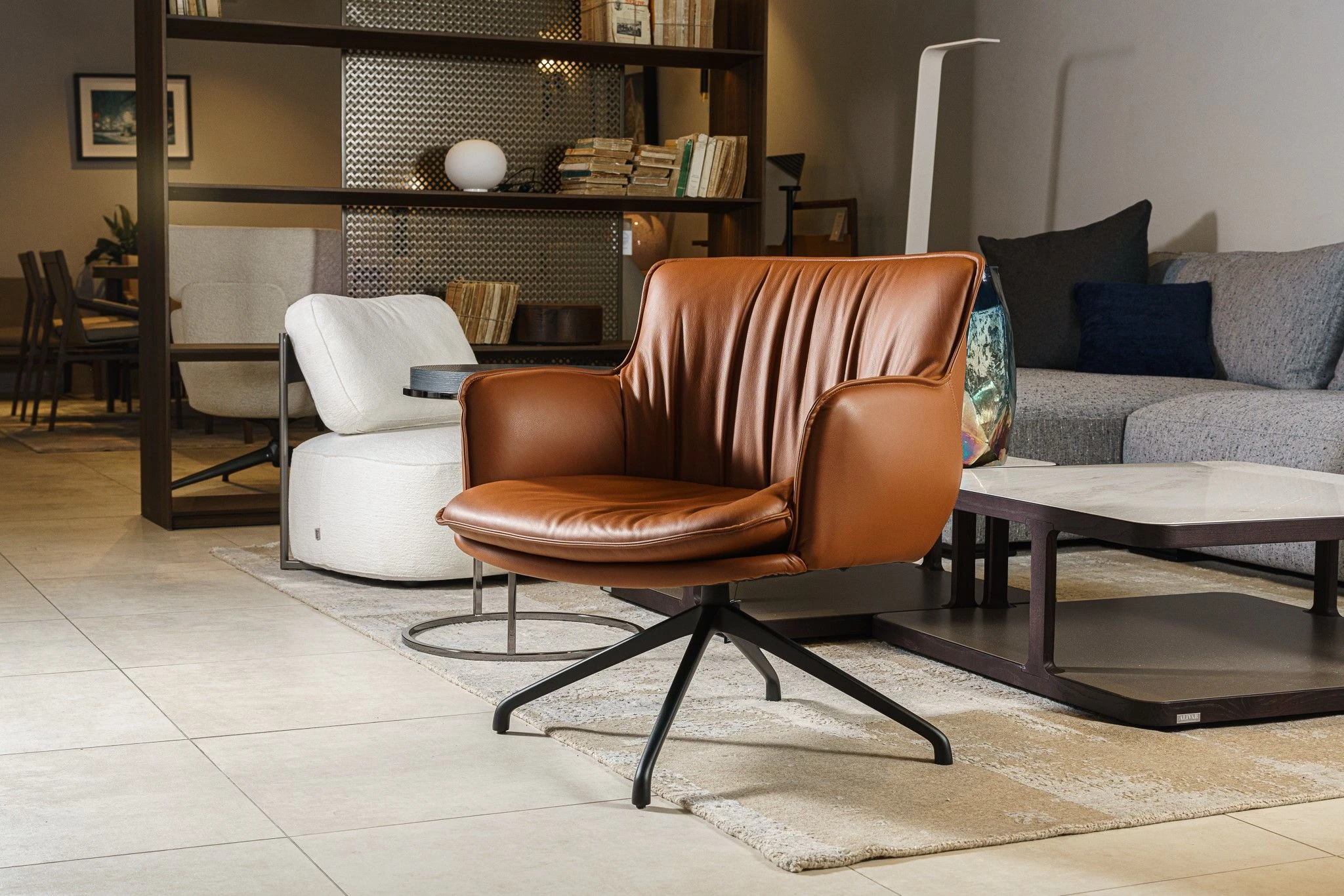 Кресло Rhonda Lounge B38 Barrique — Cattelan Italia, кожа, фото 2