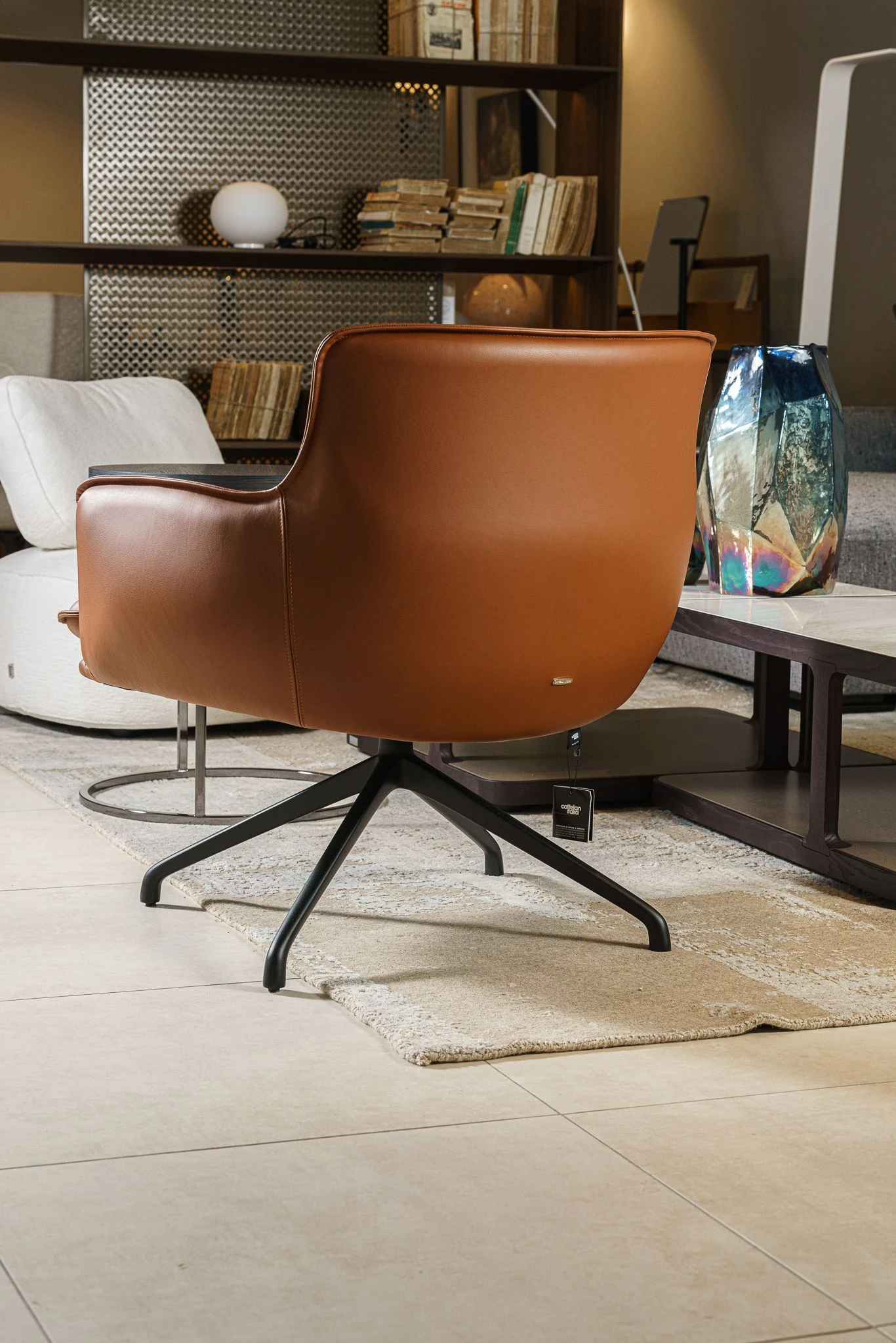 Кресло Rhonda Lounge B38 Barrique — Cattelan Italia, кожа, фото 3