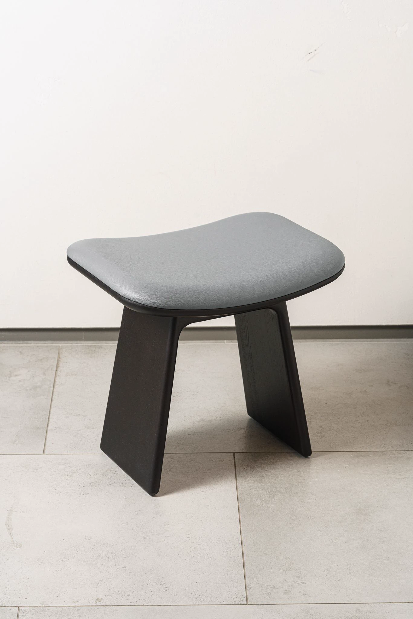 Пуф Duo Frassino wenge / Fr.wenge/ Pelle Steel Blue — Ceccotti, ткань, фото 4