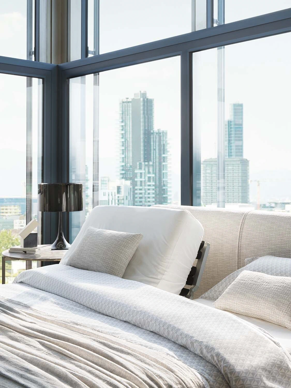 Кровать Icon 556 Seattle — Flou, текстиль, фото 3