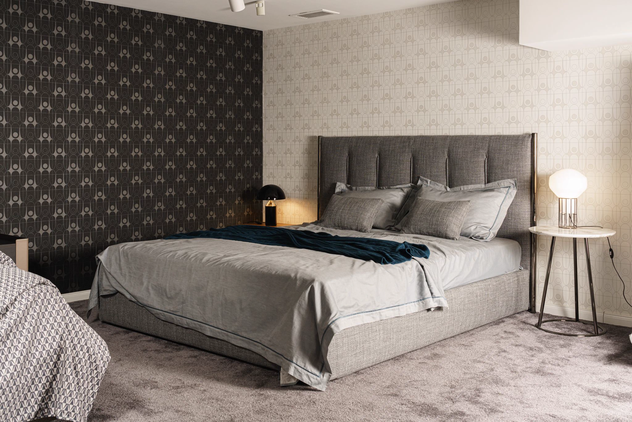 Кровать Koi Bruce 810 — Flou, текстиль, фото 3