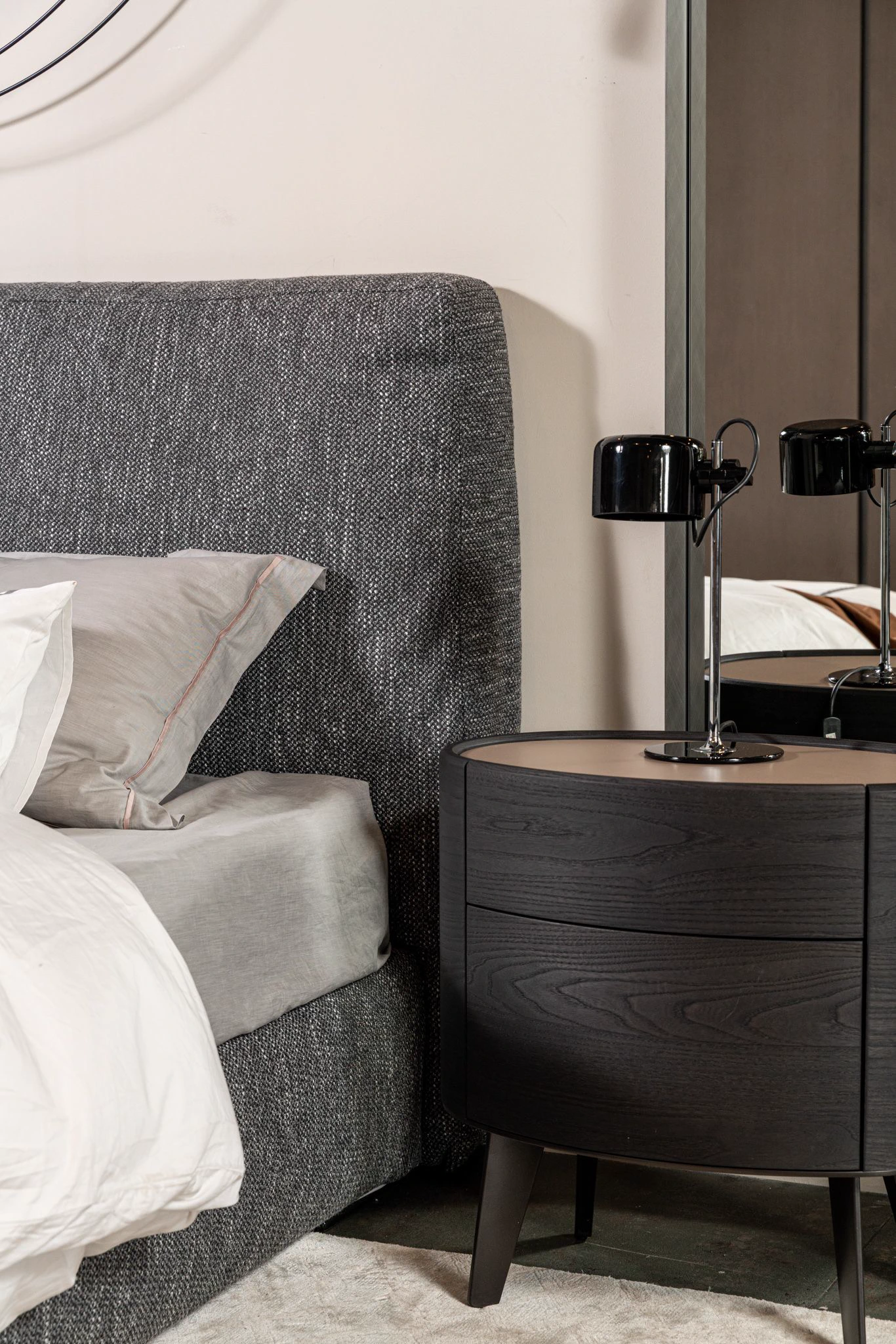 Кровать Myplace Connor grey с боксом для хранения — Flou, текстиль, фото 5