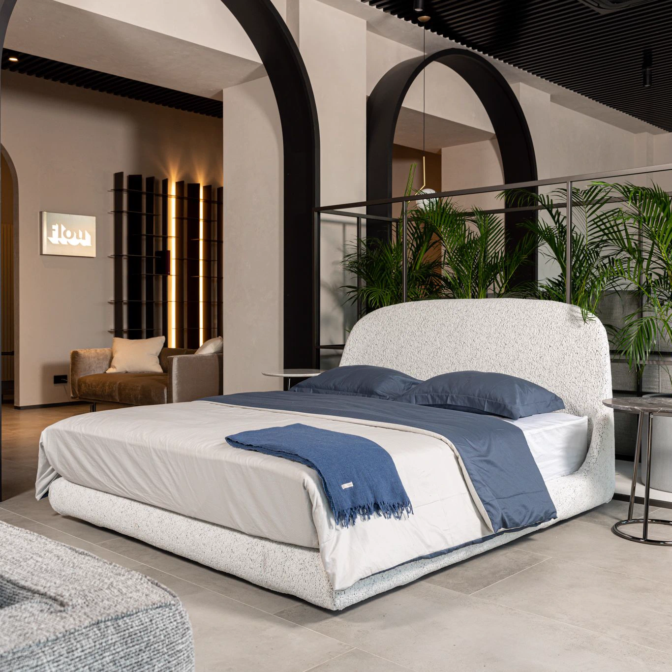 Кровать Taormina Fred 794 — Flou, текстиль