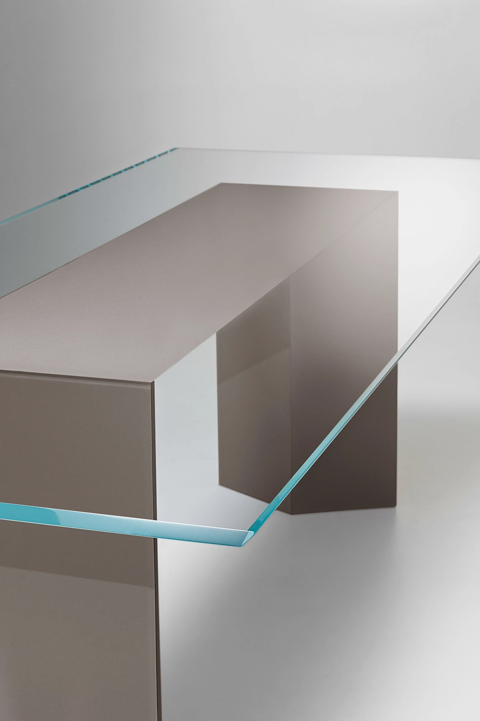 Стол Dolm — Gallotti & Radice, стекло, фото 5