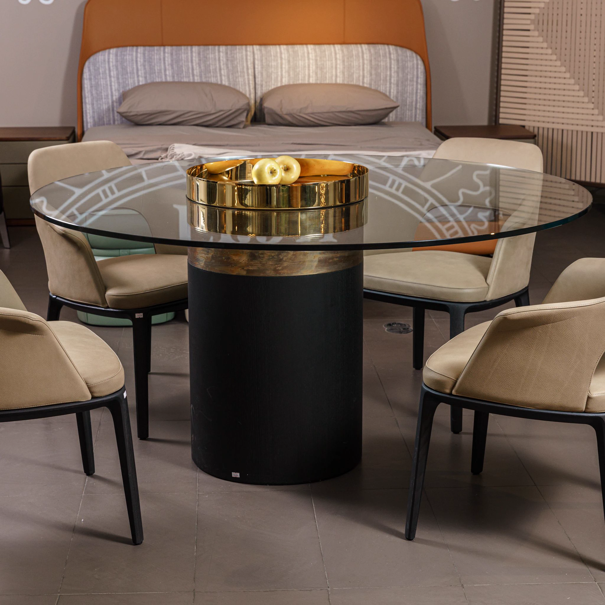 Стол обеденный Haumea — Gallotti & Radice, стекло