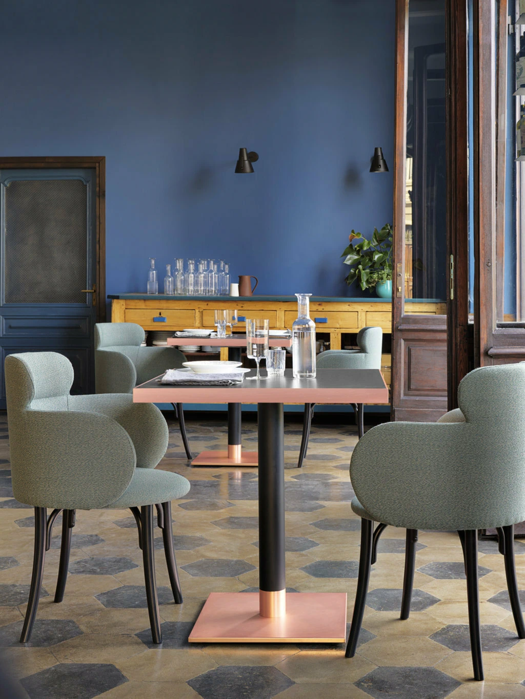 Стол Sherry — Gebruder Thonet Vienna, фото 4