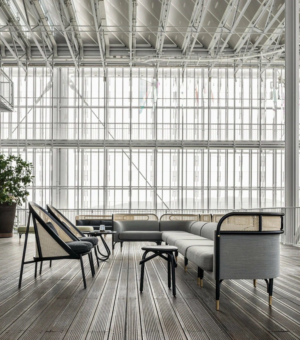 Диван угловой Targa — Gebruder Thonet Vienna, ткань, фото 4