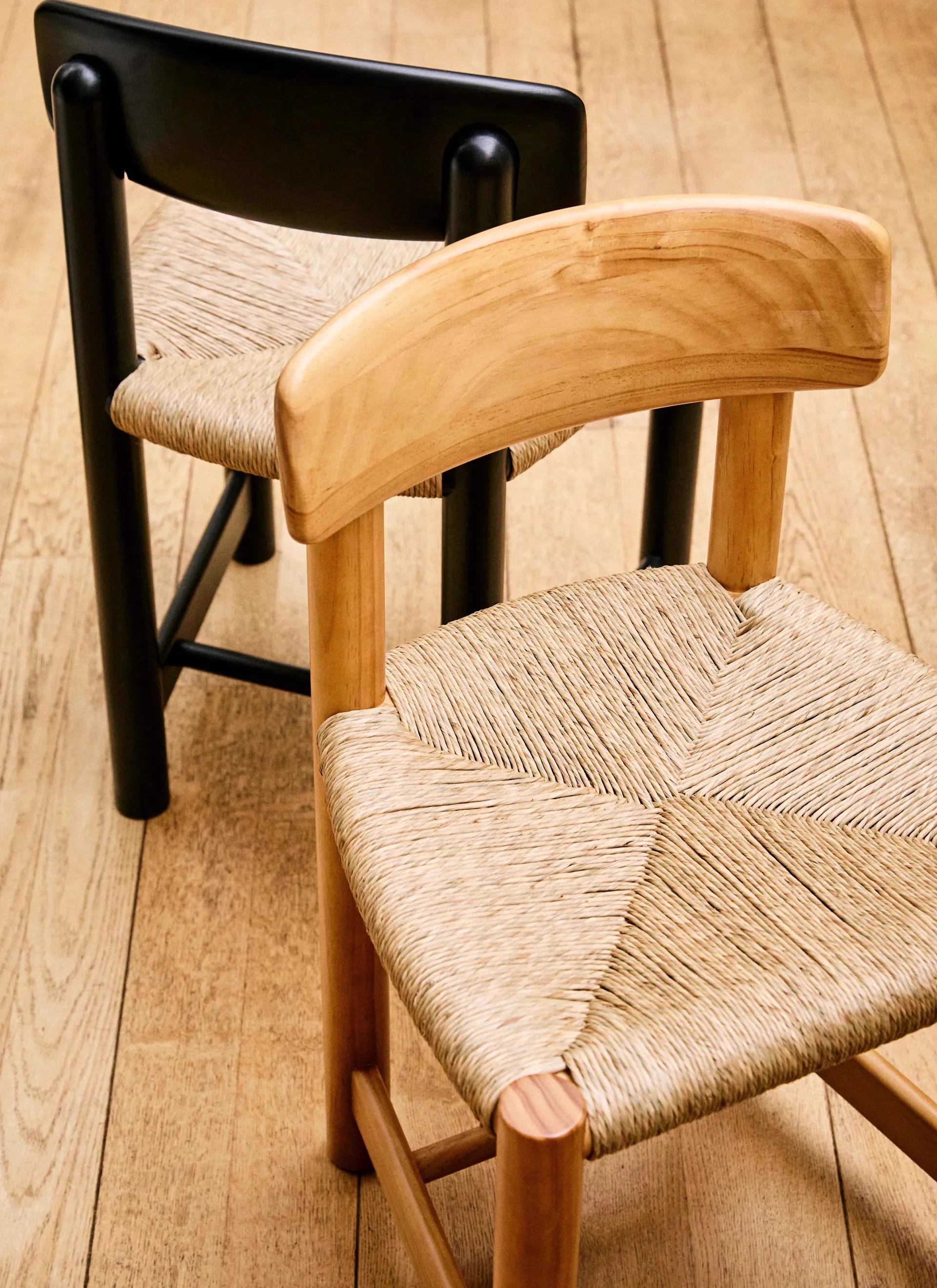 Каркас и наполнение: дерево. Современный дизайн Стул Daumiller Side Chair — Gubi, дерево, фото 3