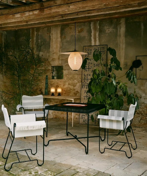 Стул Tropique — Gubi, ткань, фото 6