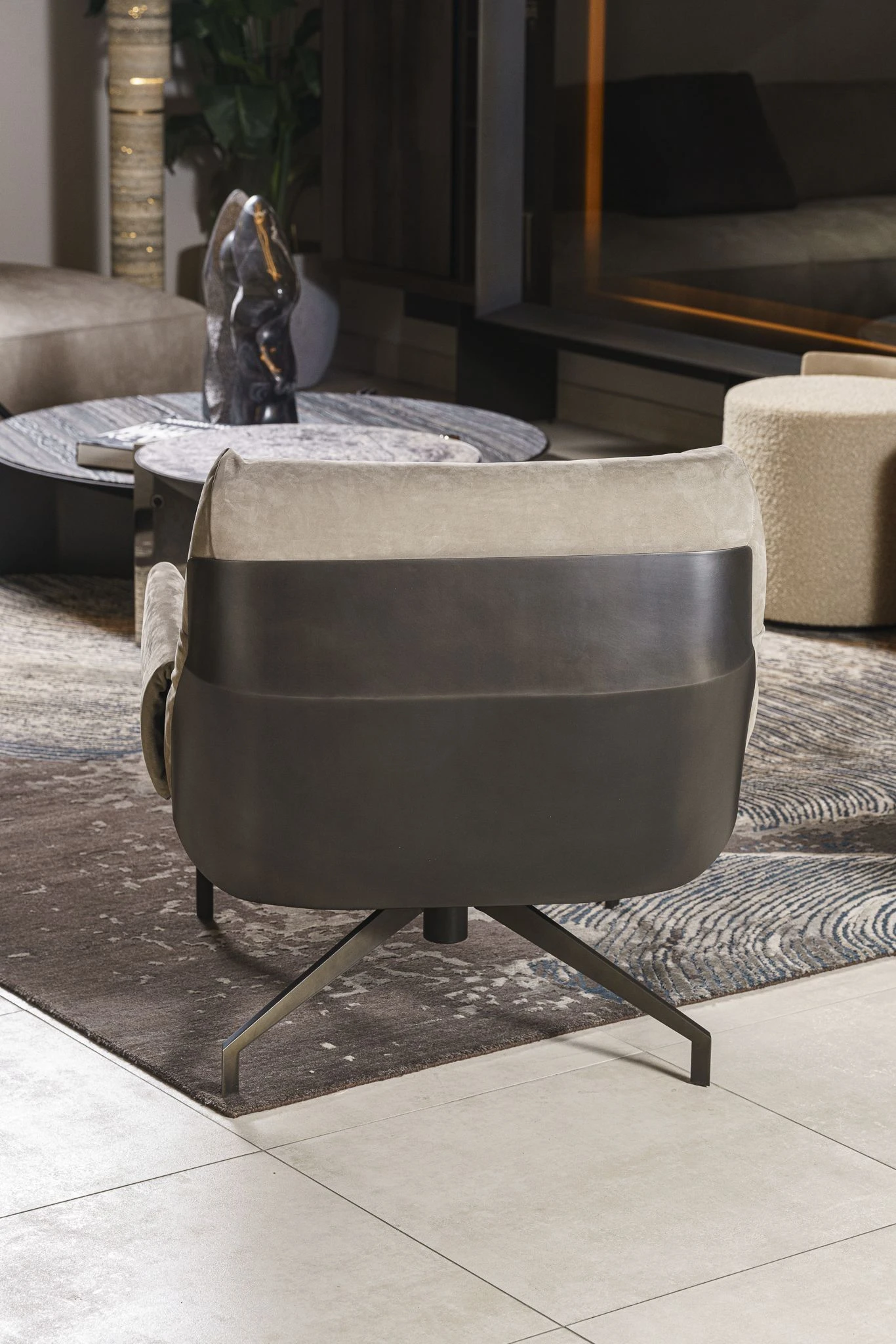 Каркас и наполнение: металл. Современный дизайн Кресло Club — Henge, кожа, фото 4